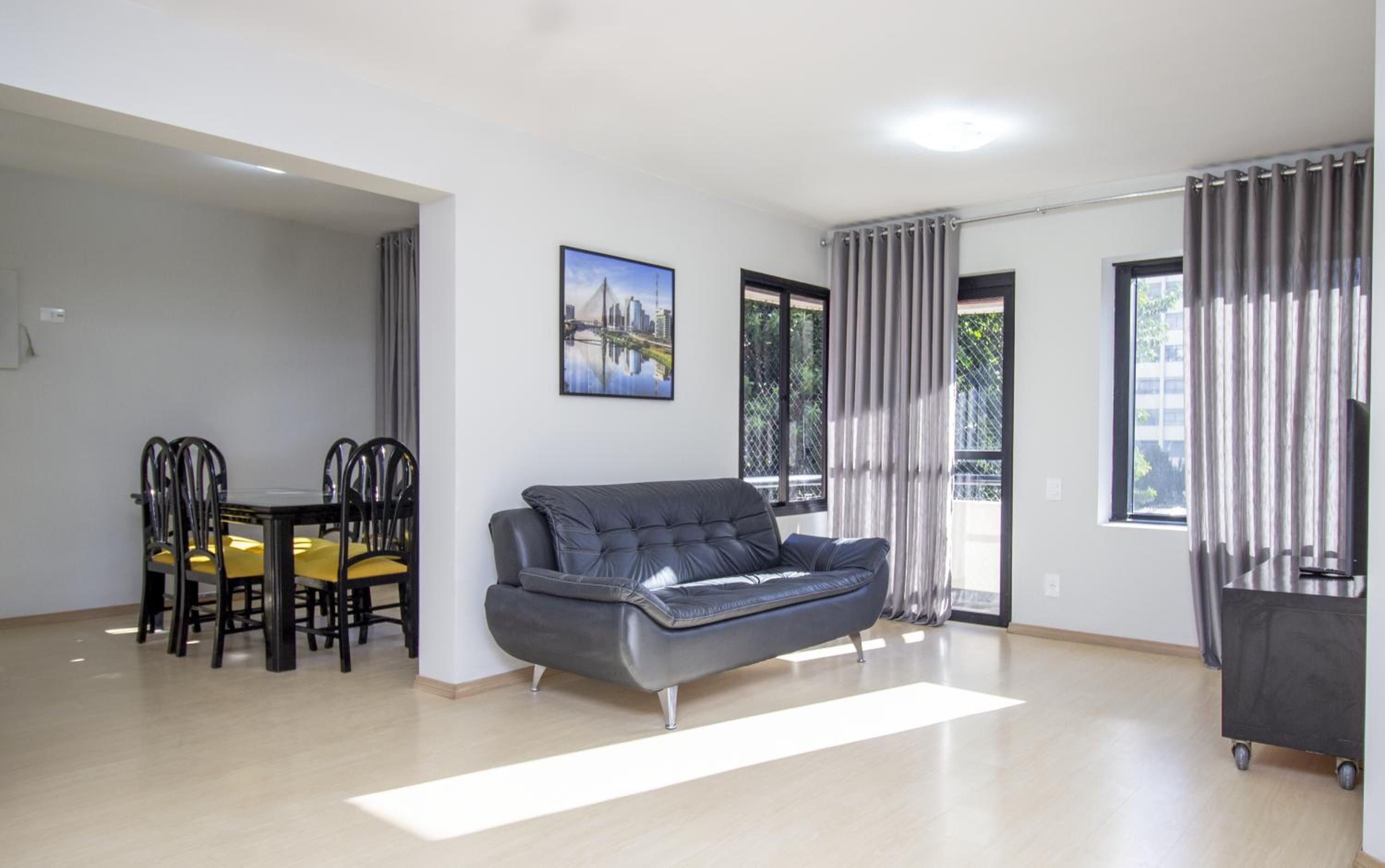 Two-Bedroom Apartment - Photo 9