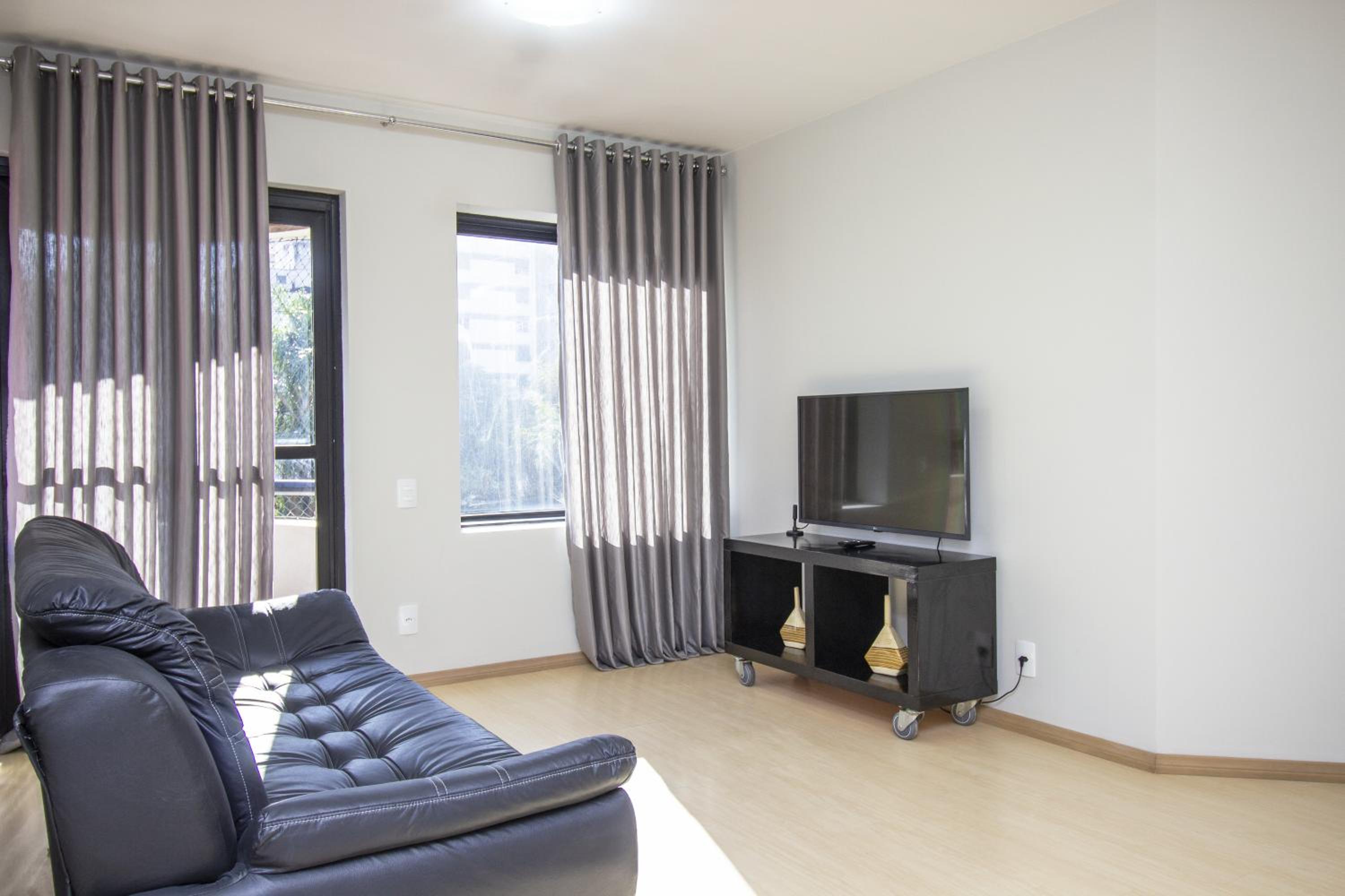 Two-Bedroom Apartment - Photo 8