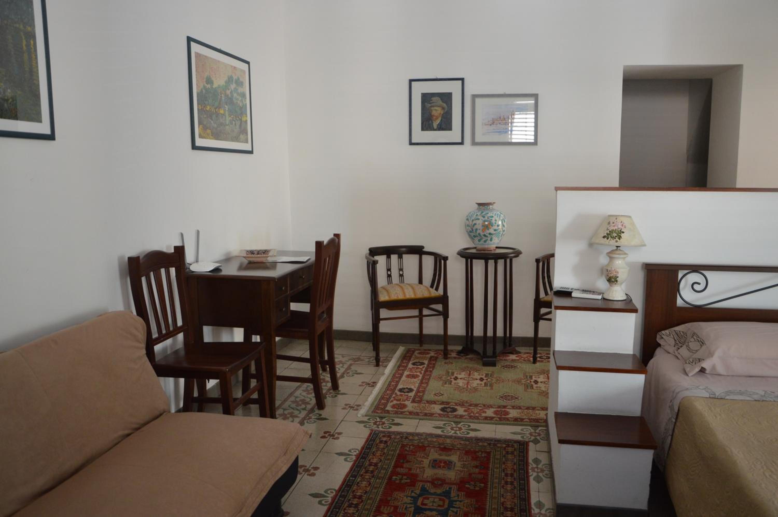 King Room with Balcony photo 1