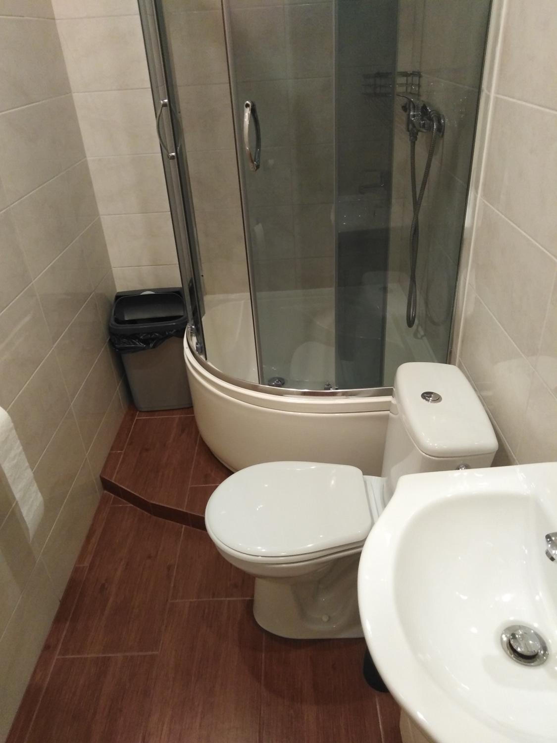 Triple Room with Private Bathroom photo 2