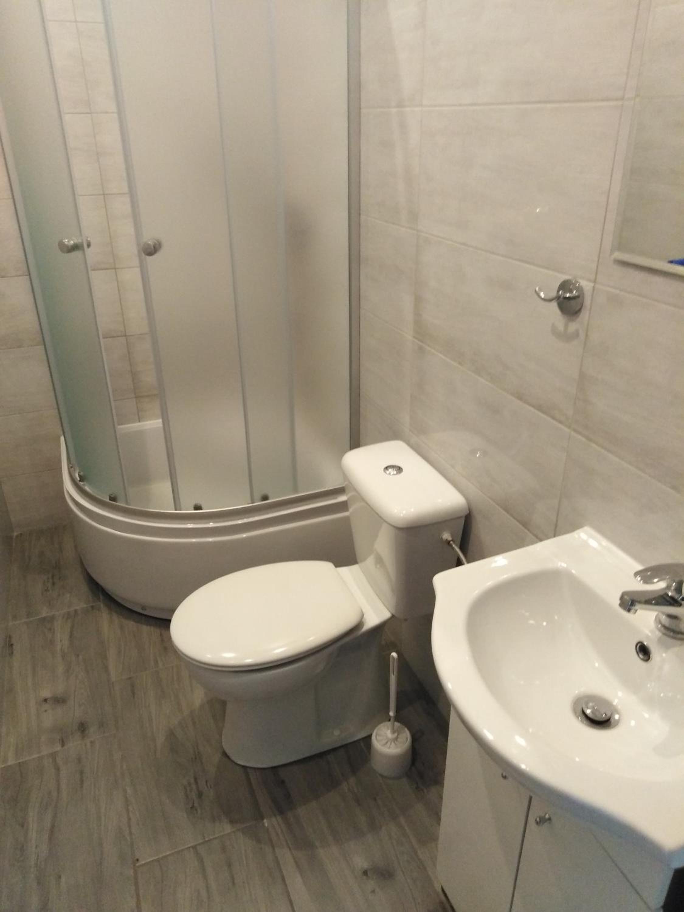 Double Room with Private Bathroom photo 1