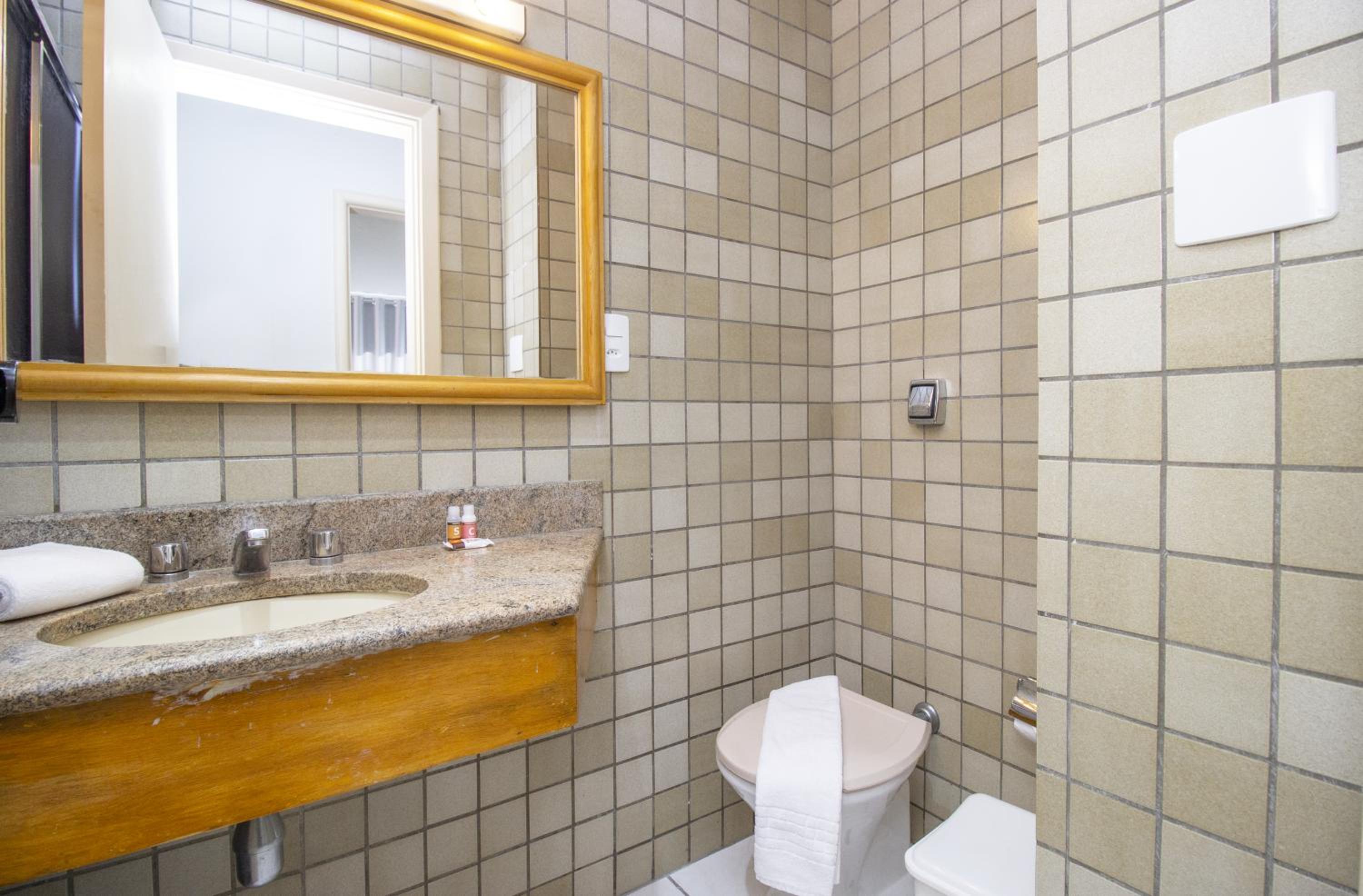 Two-Bedroom Apartment - Photo 16