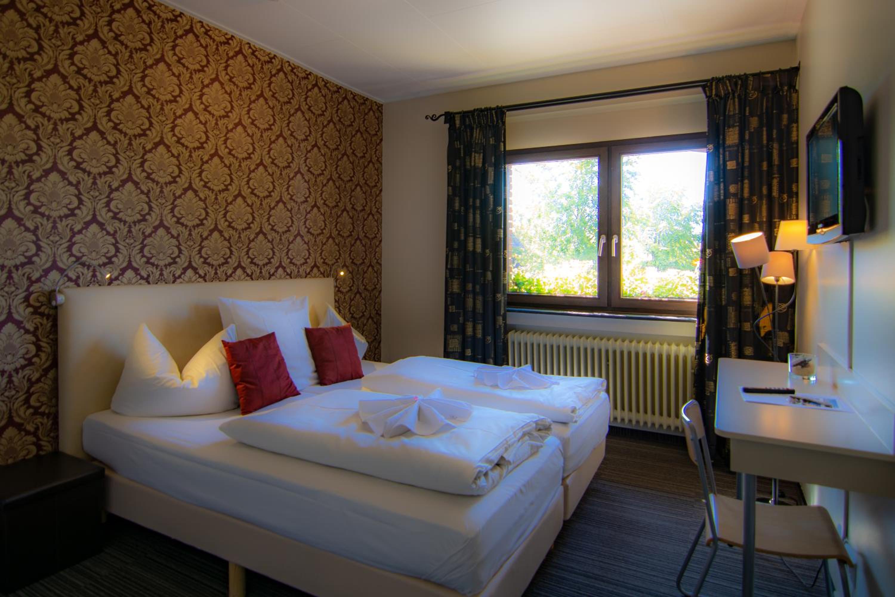 Standard Double Room photo 2