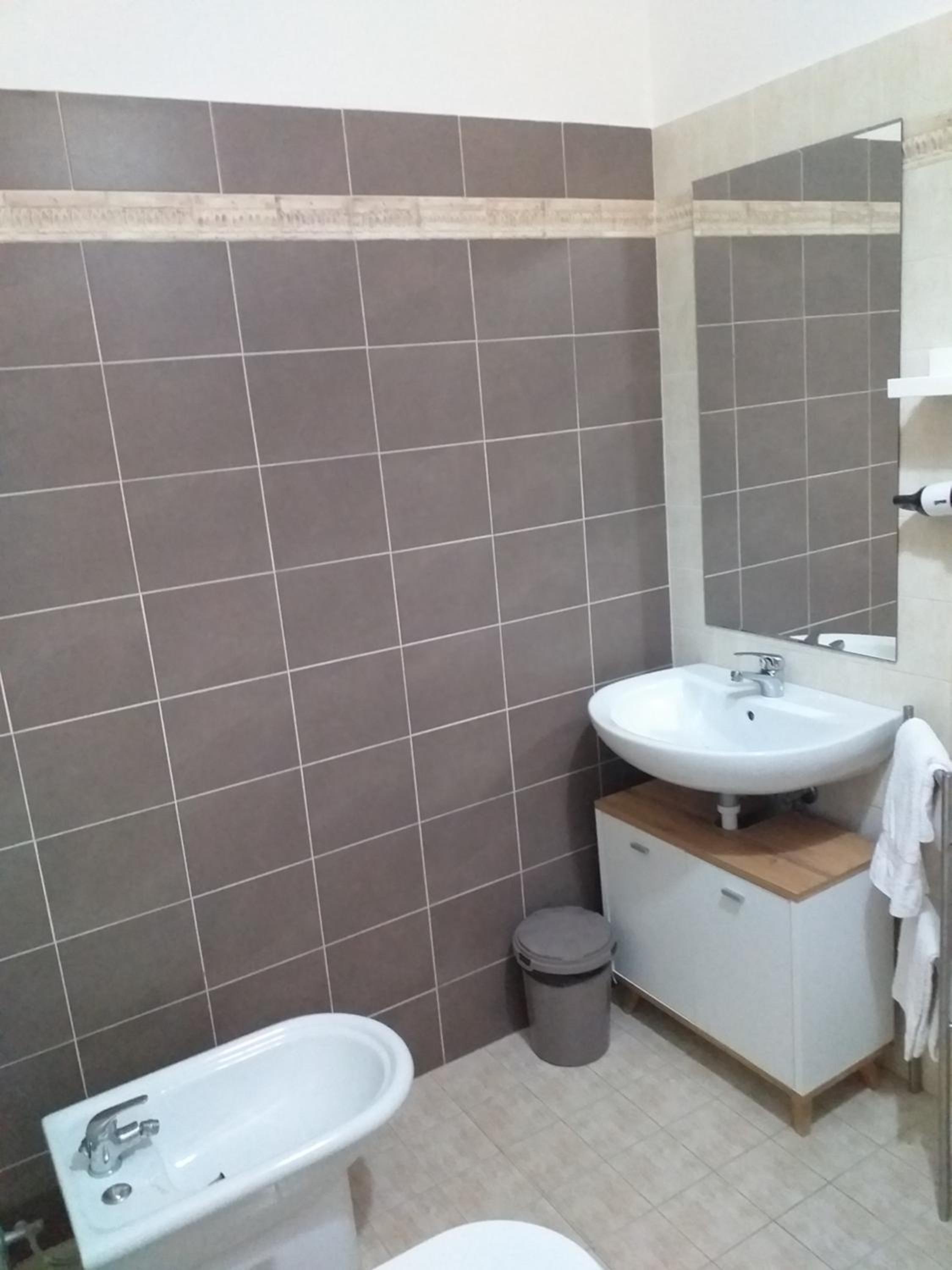 Quadruple Room with Private Bathroom photo 2