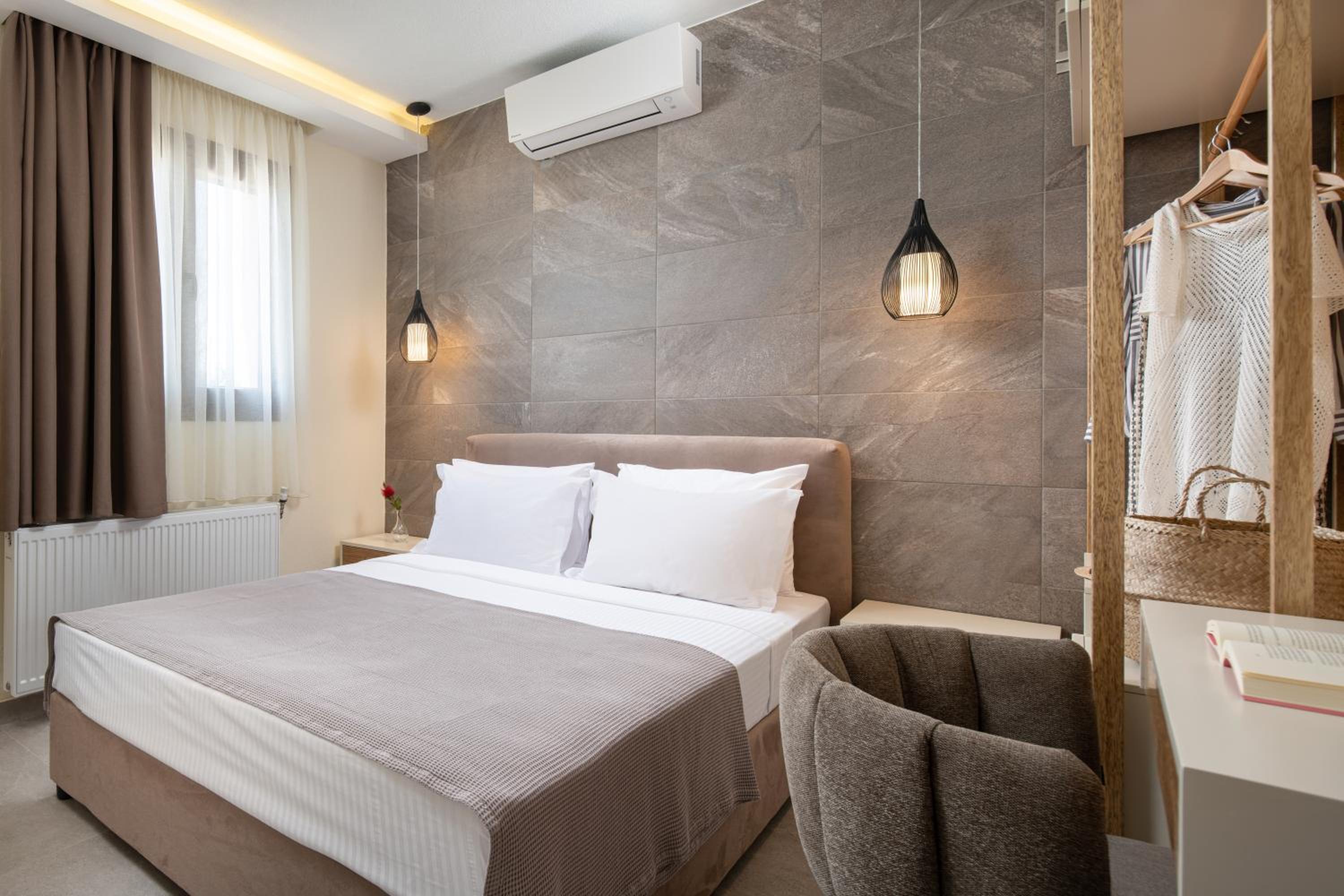 Superior Suite - Photo 1