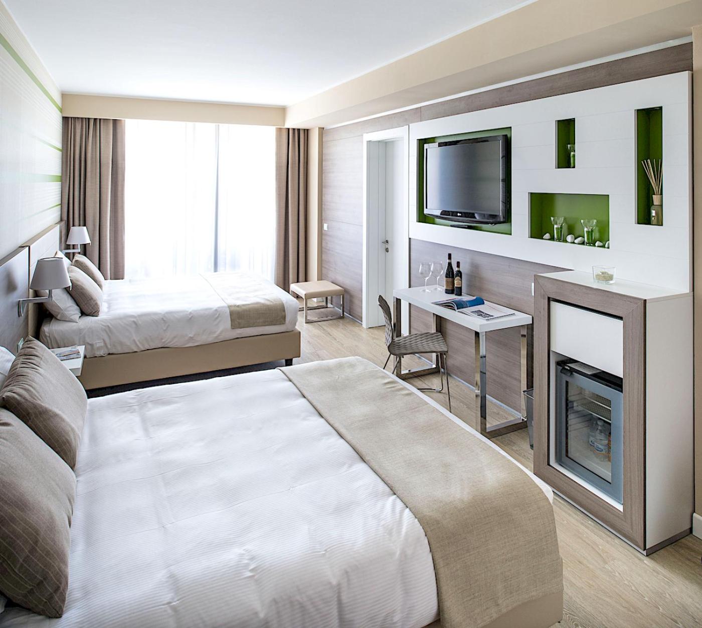 Superior Triple Room - Photo 10
