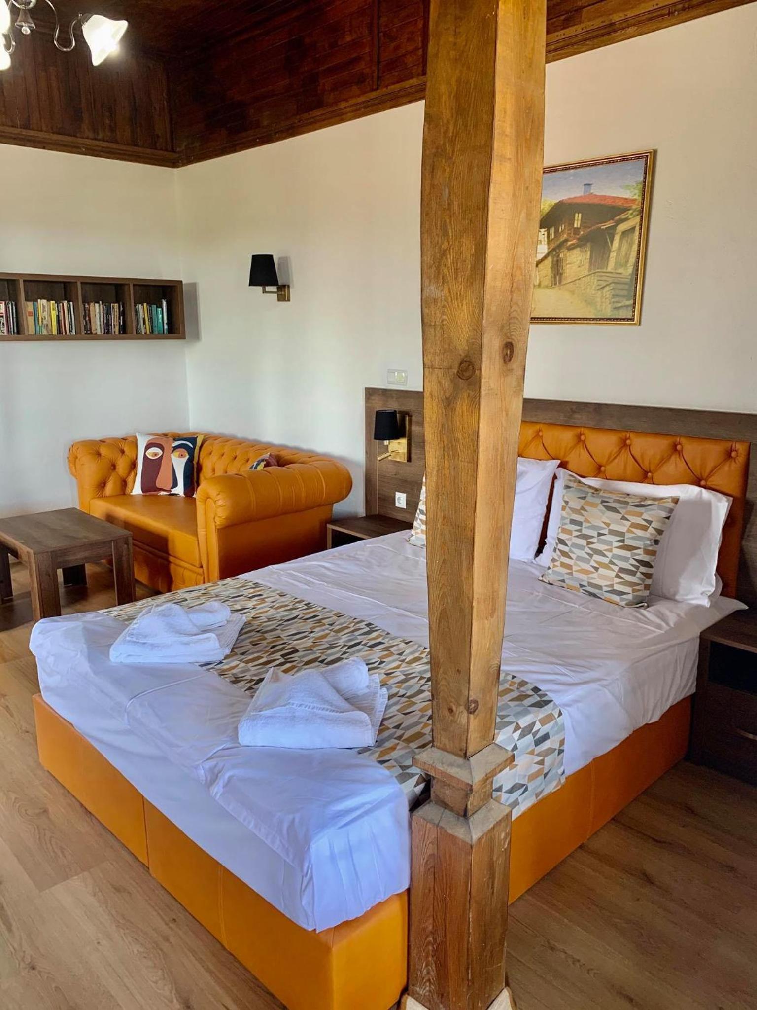 Large Double Room