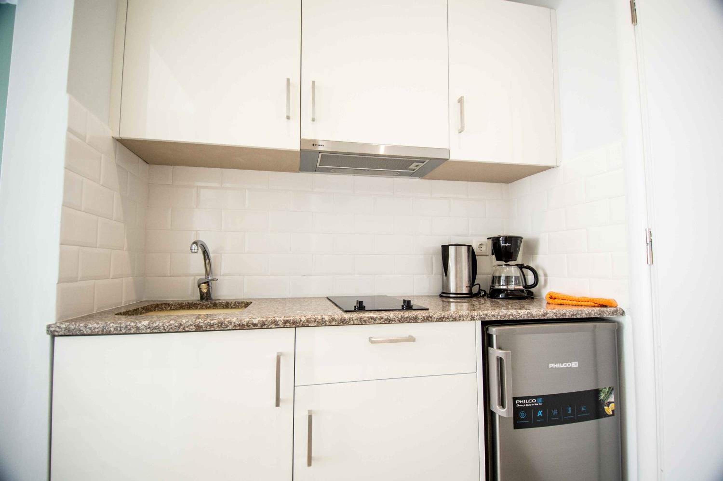 Studio (2 Adults) - Photo 7