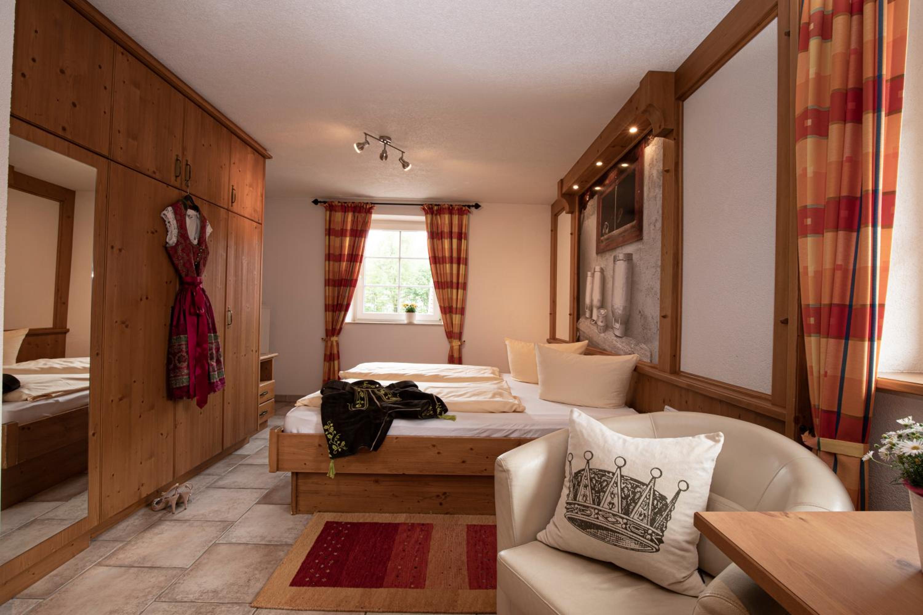 Deluxe Double Room photo 3