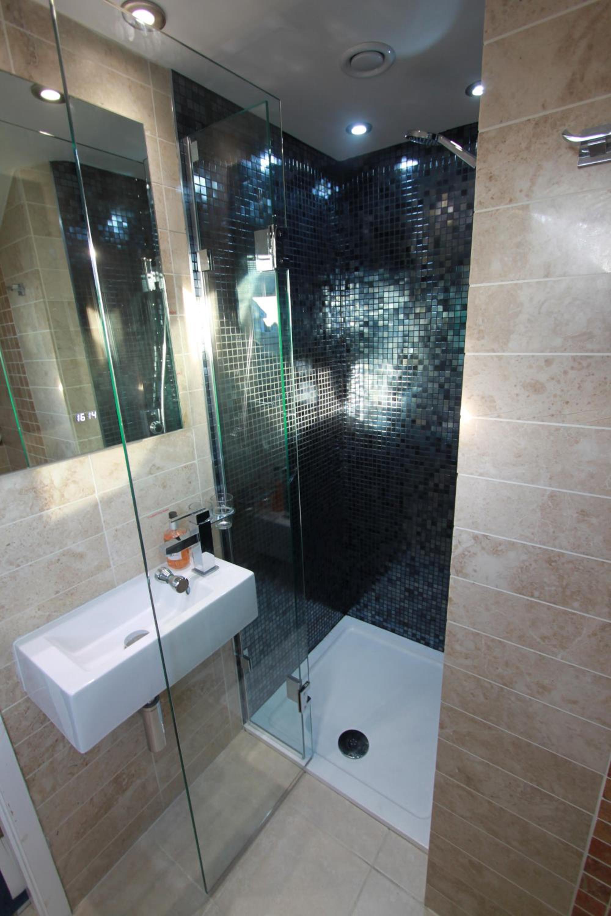 Qing Hua Superking photo 2