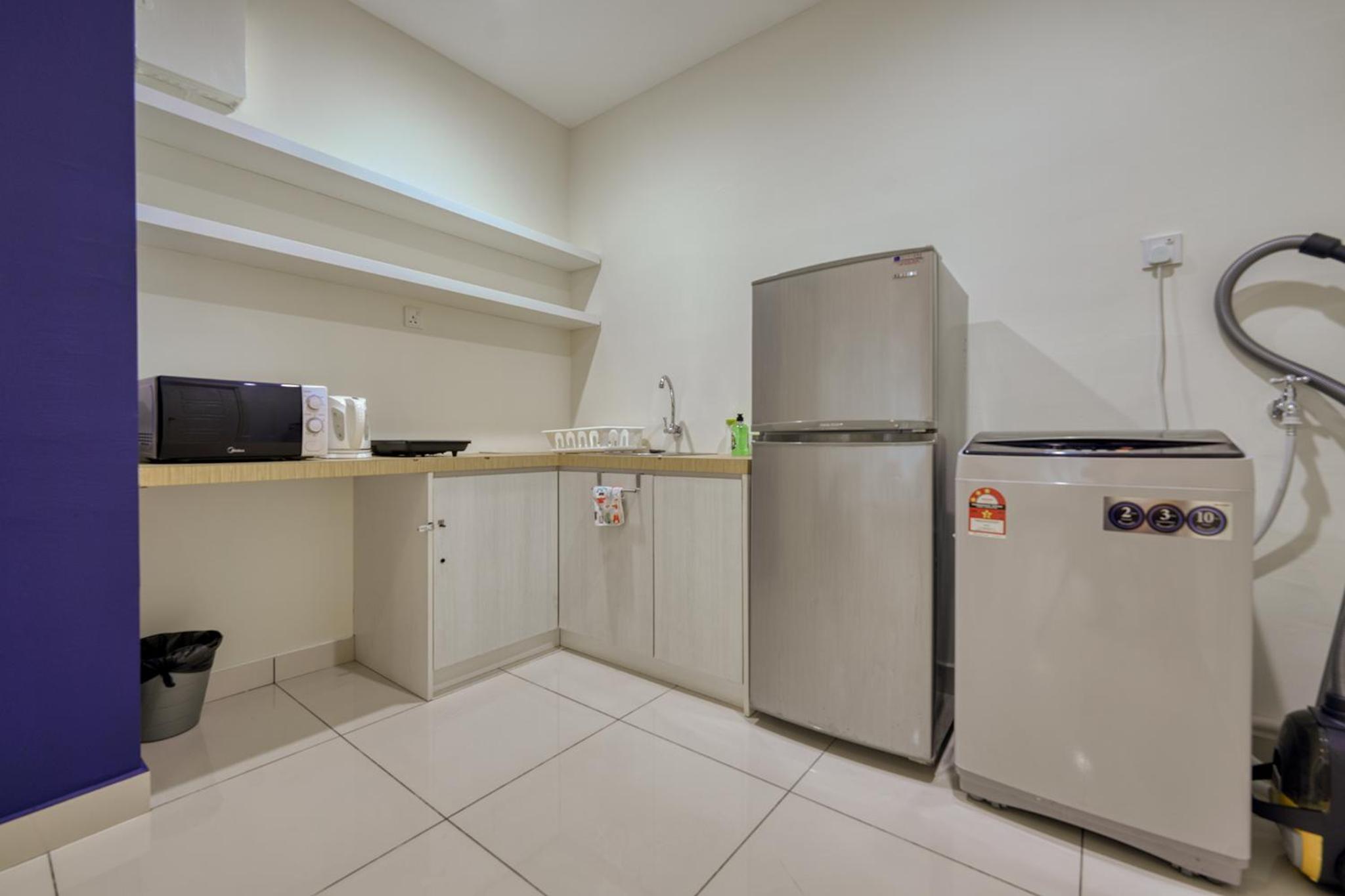 Apartment with Sea View - Photo 24