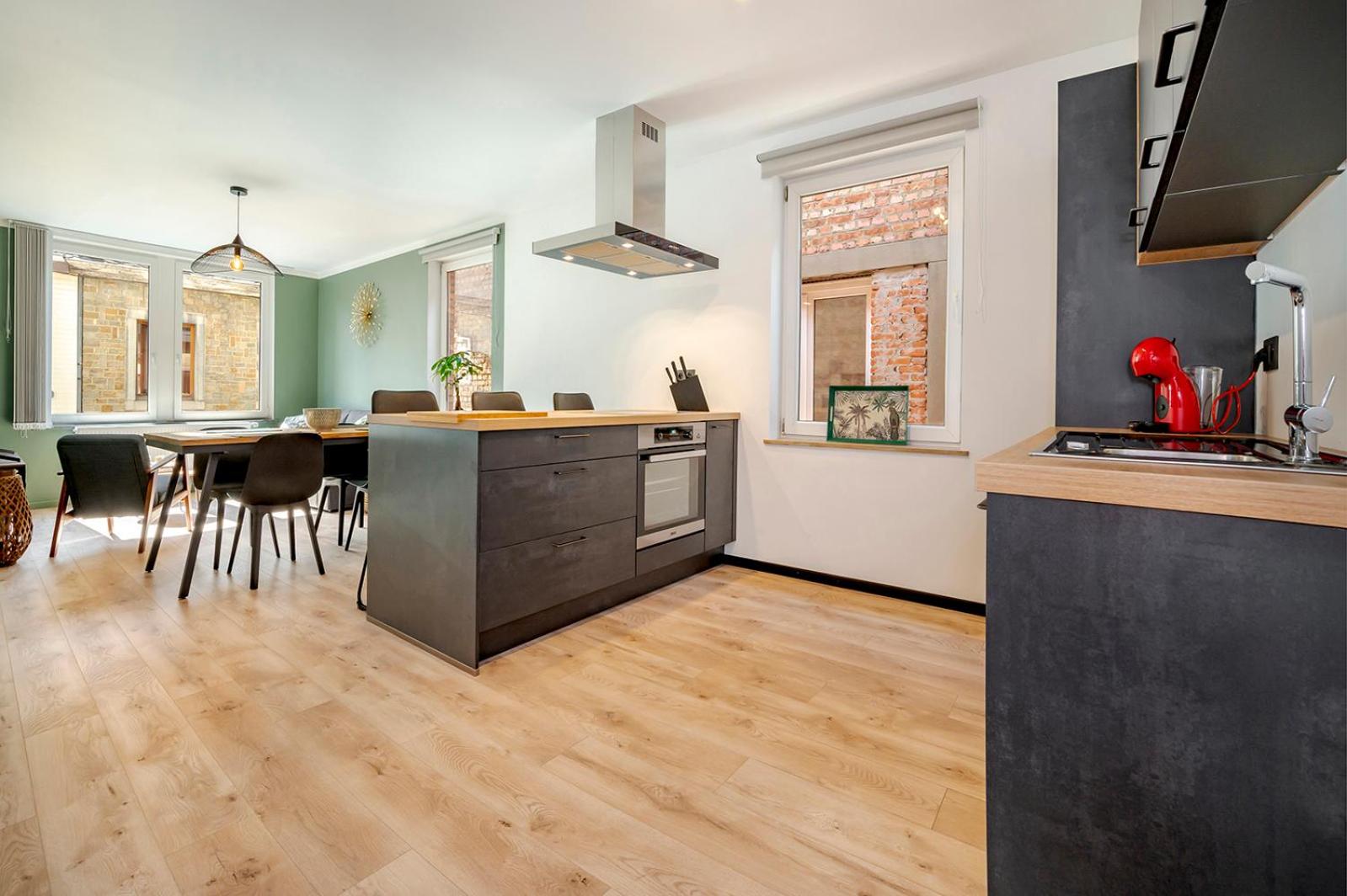 Two-Bedroom Apartment - Photo 9