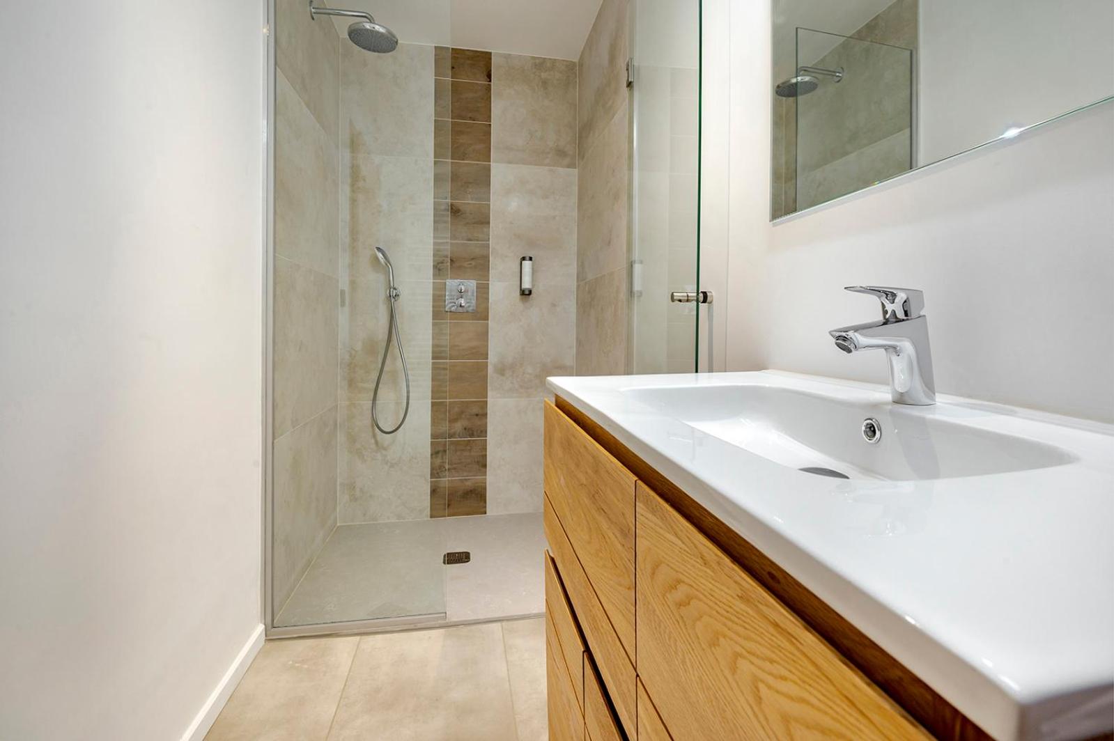 Two-Bedroom Apartment - Photo 15