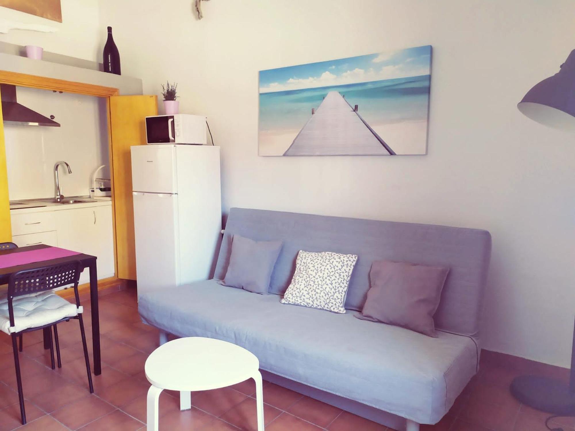Apartment with Balcony - Photo 9