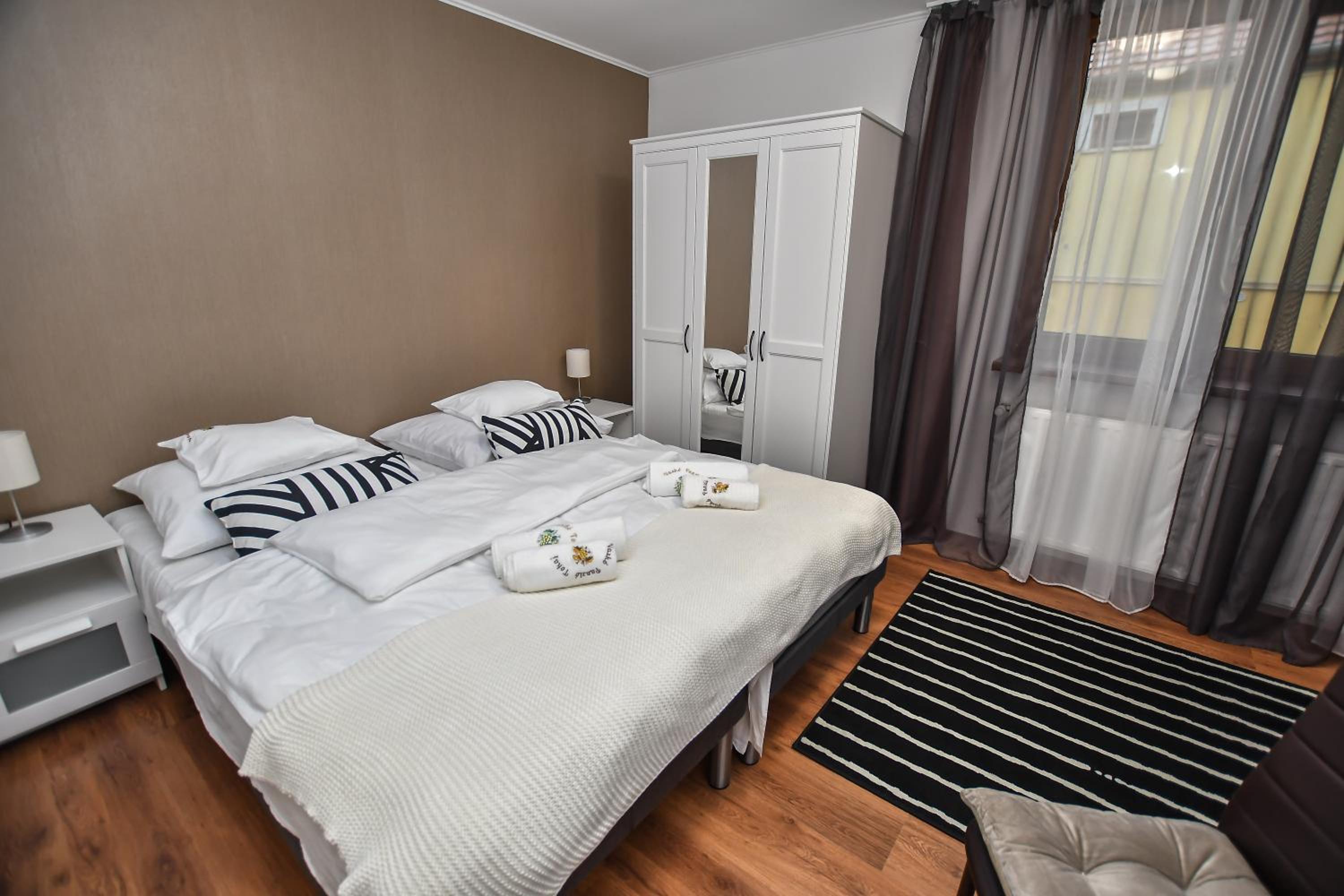Double or Twin Room - Photo 18