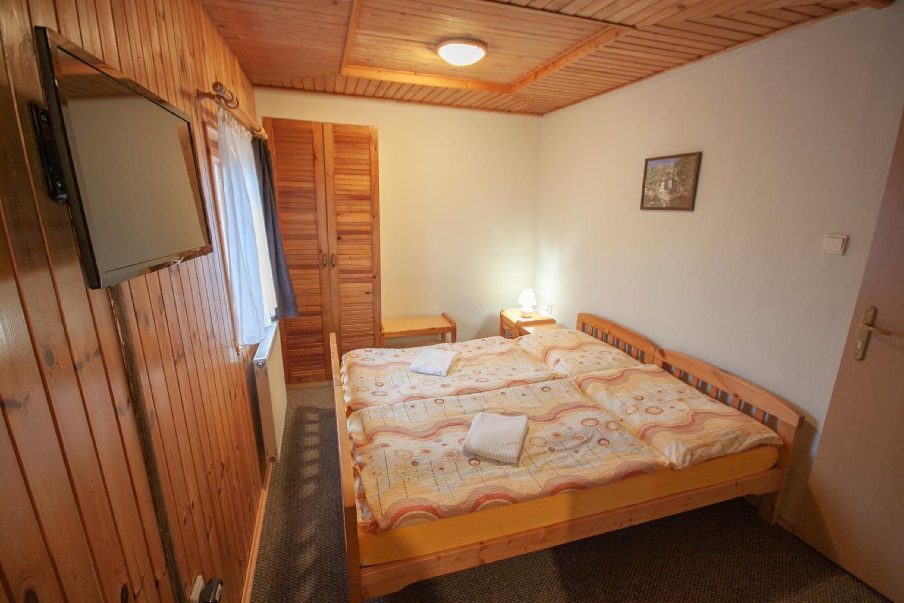 Triple Room with Bathroom photo 1