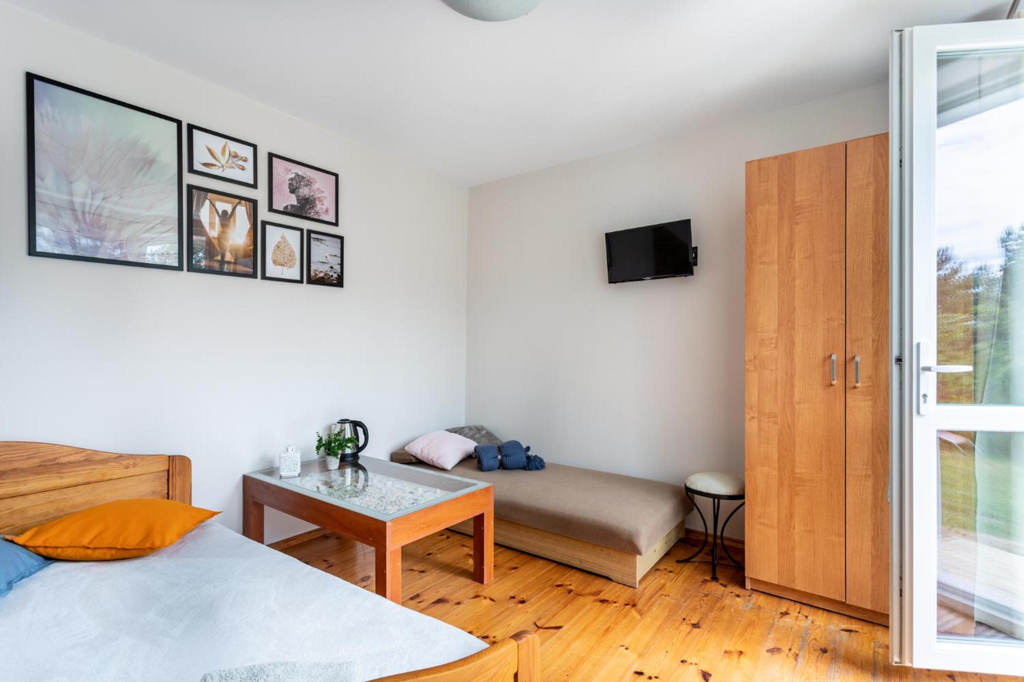 Triple Room with Private Bathroom photo 2