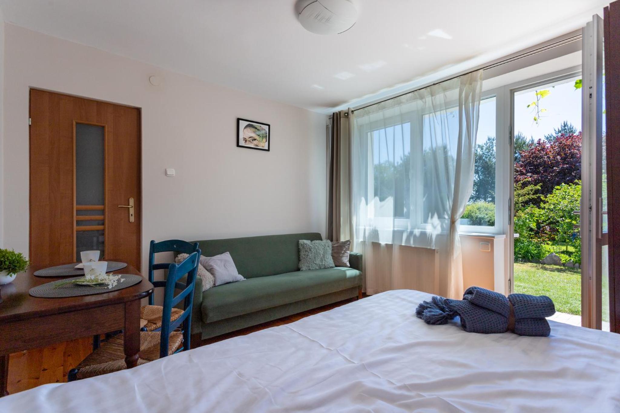Quadruple Room with Private Bathroom photo 1