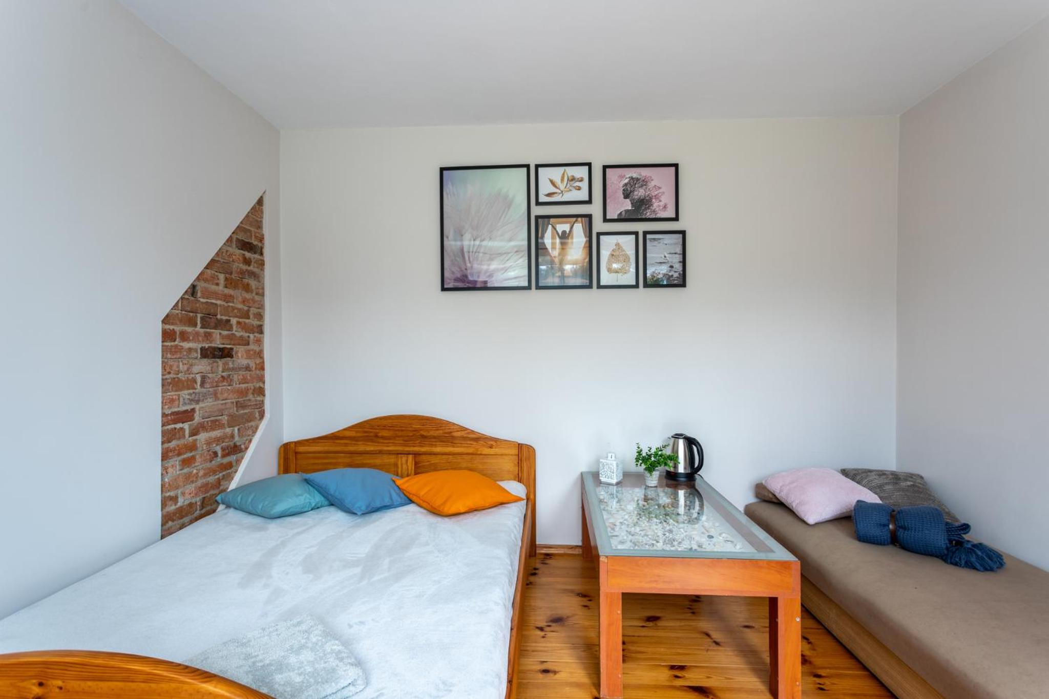 Triple Room with Private Bathroom photo 3