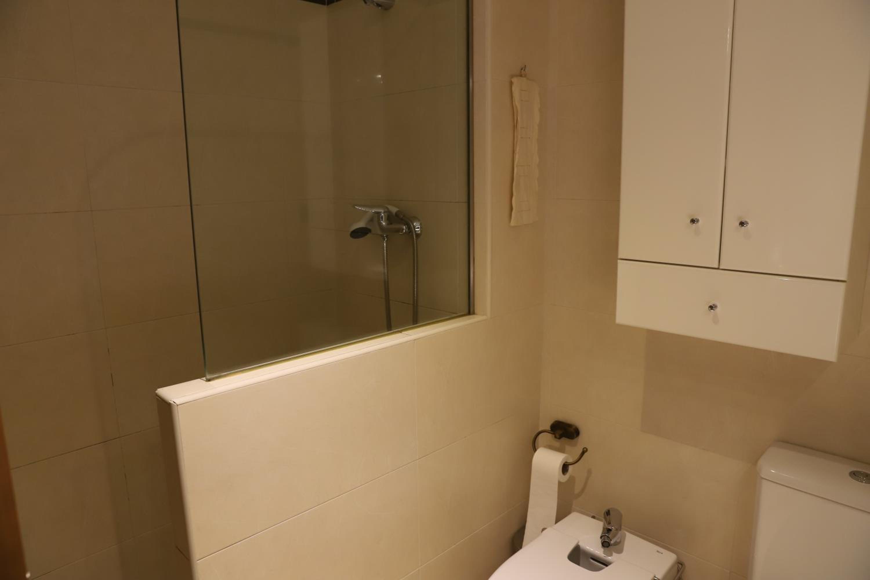 Three-Bedroom Apartment - Photo 107