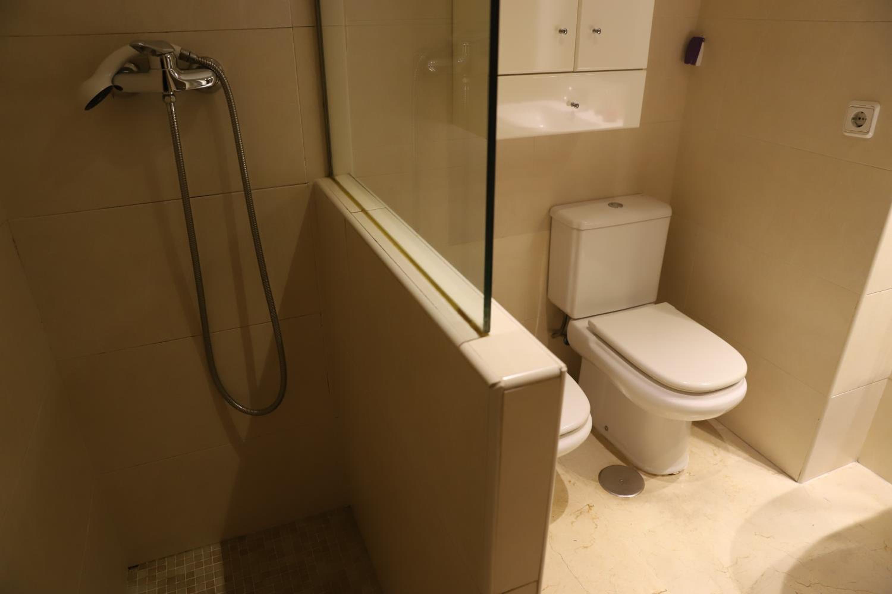 Three-Bedroom Apartment - Photo 99