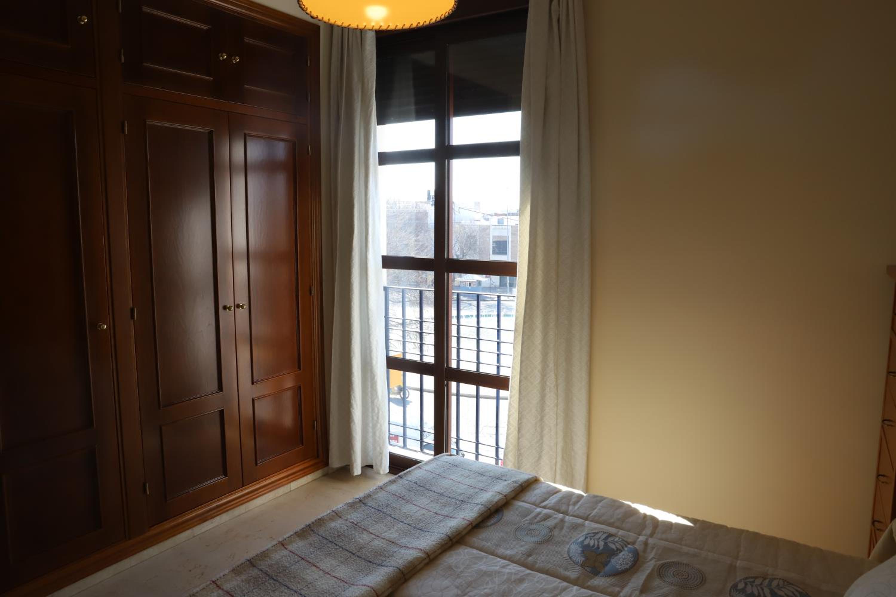 Three-Bedroom Apartment - Photo 26