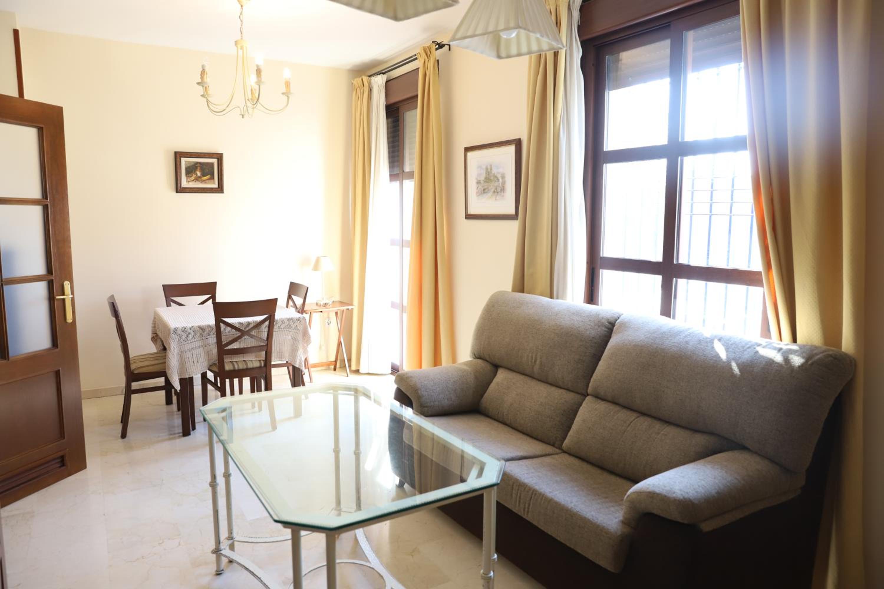 Three-Bedroom Apartment - Photo 15