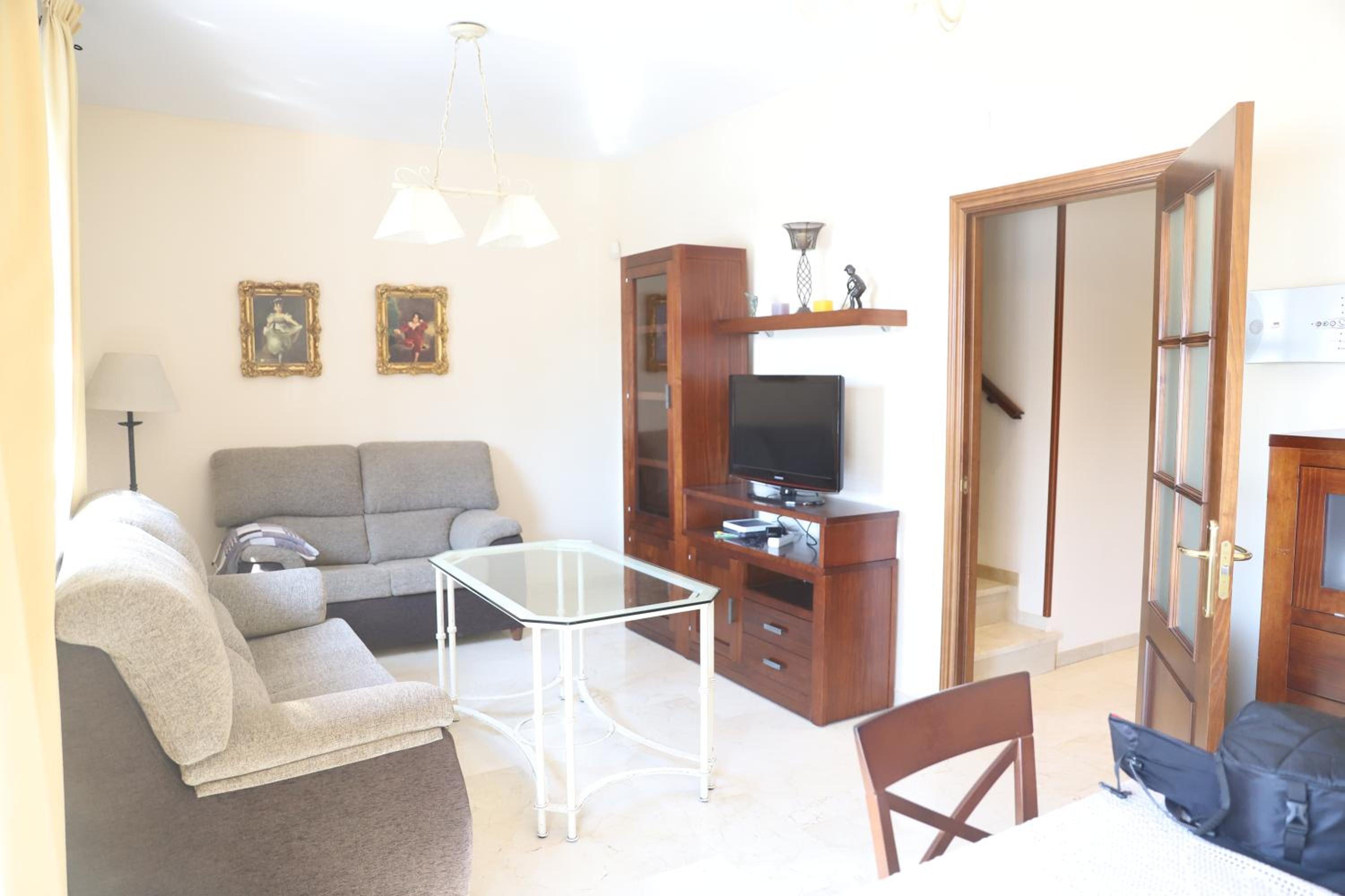 Three-Bedroom Apartment - Photo 73