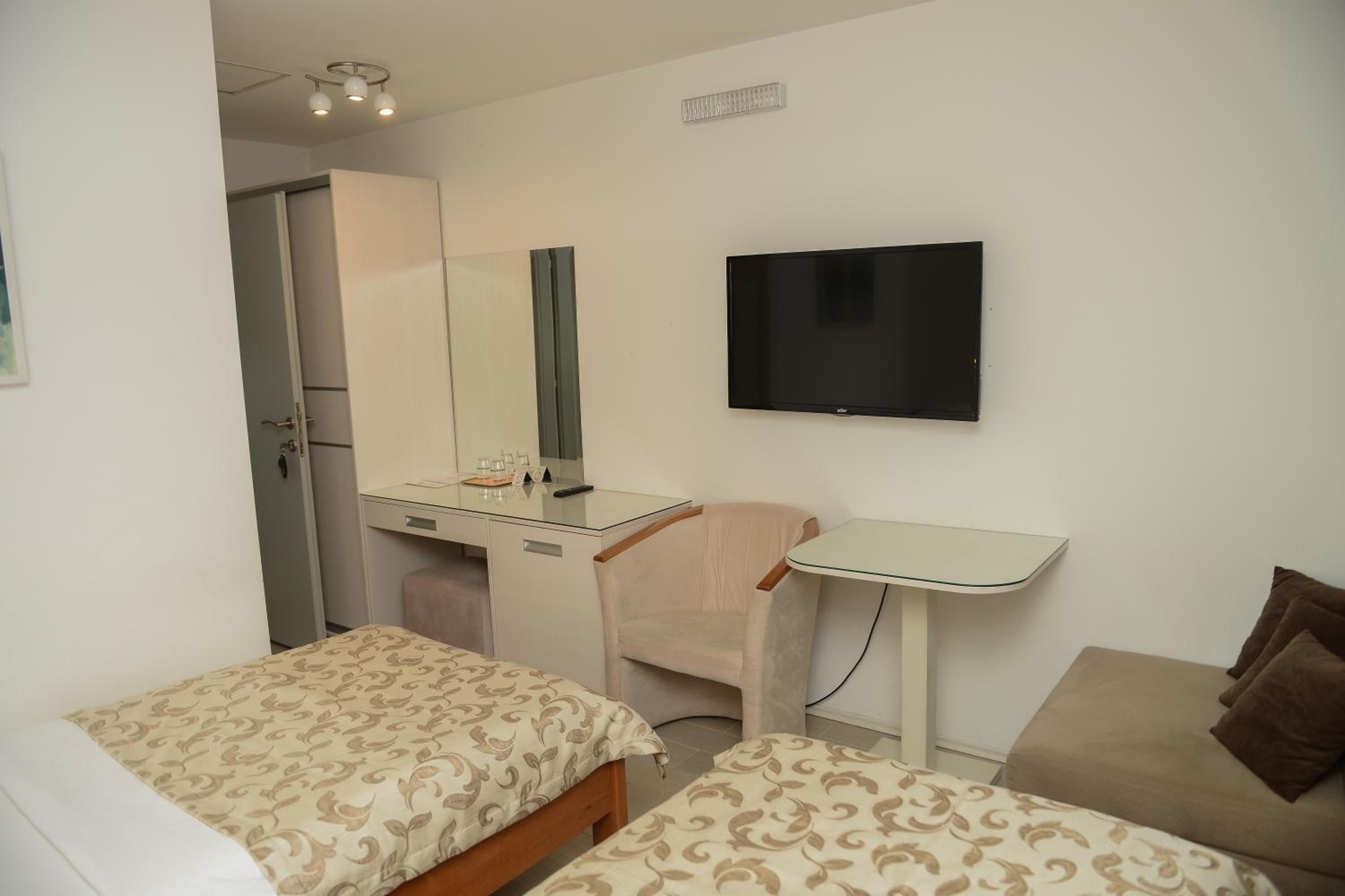 Twin Room photo 1