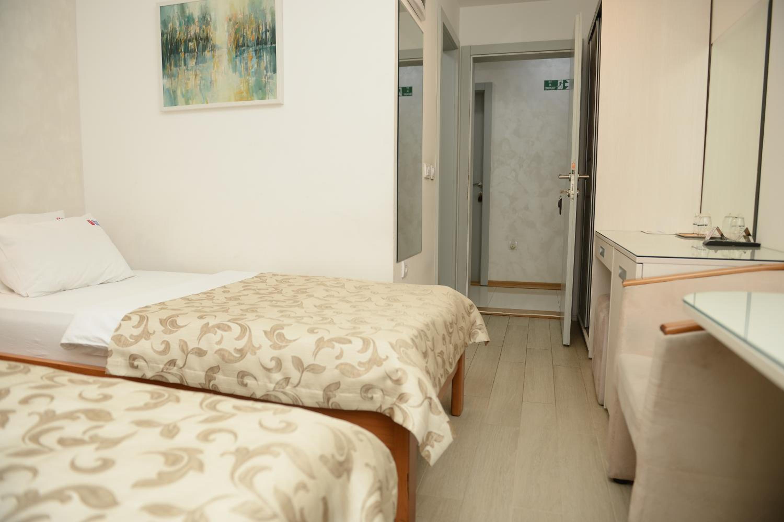 Twin Room photo 2