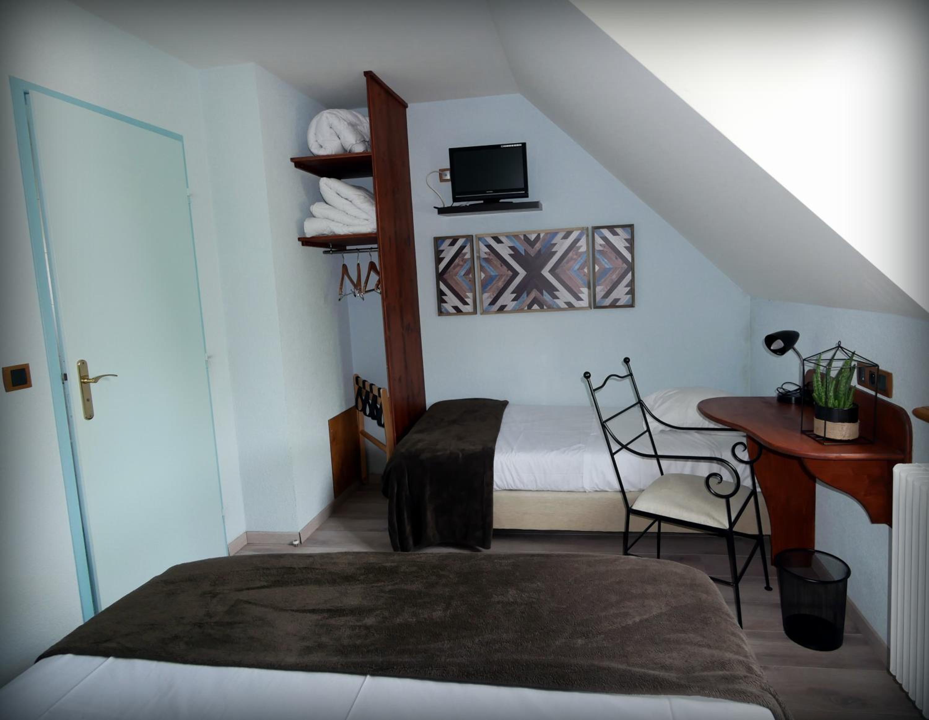 Triple Room - Photo 1