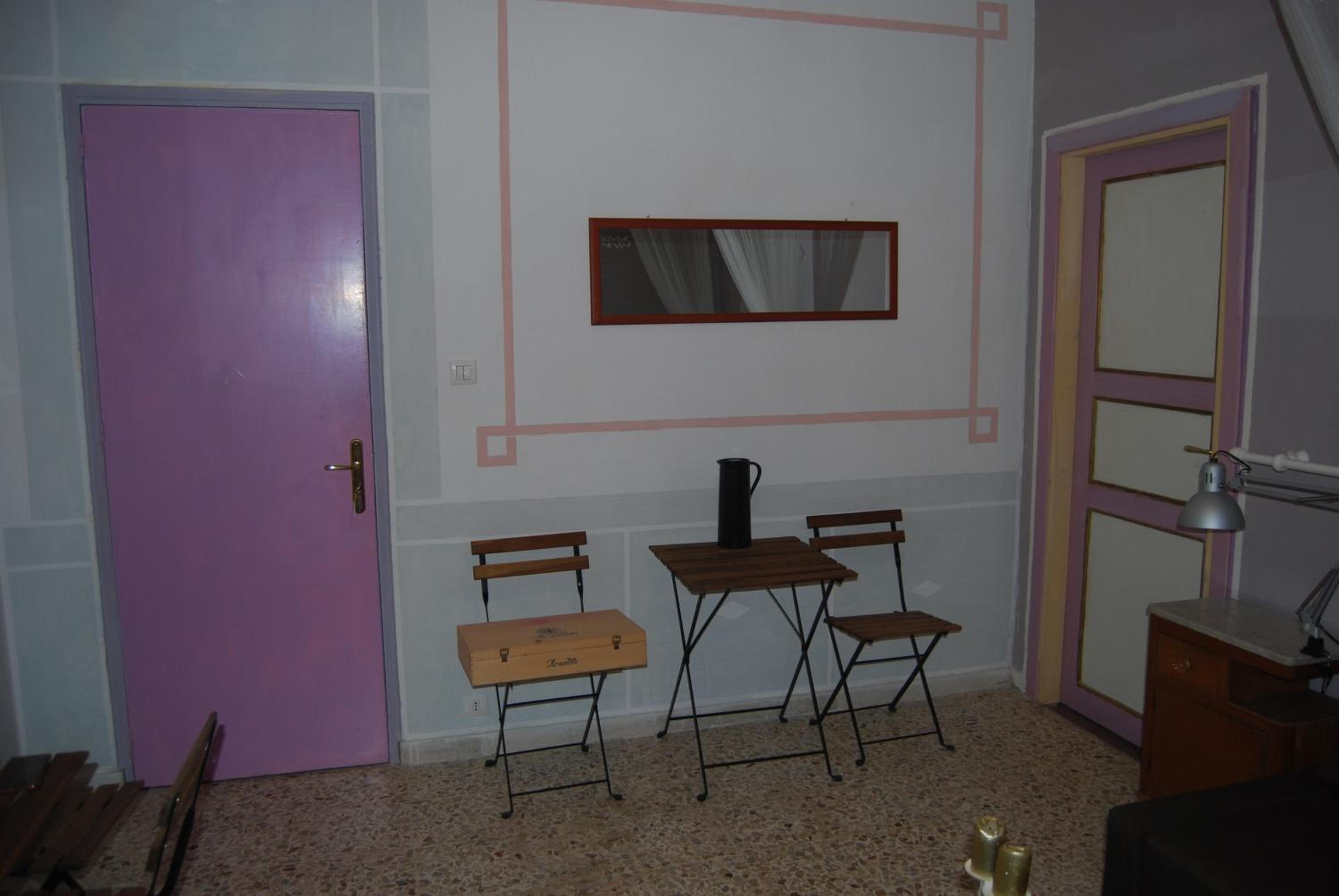 One-Bedroom House photo 2