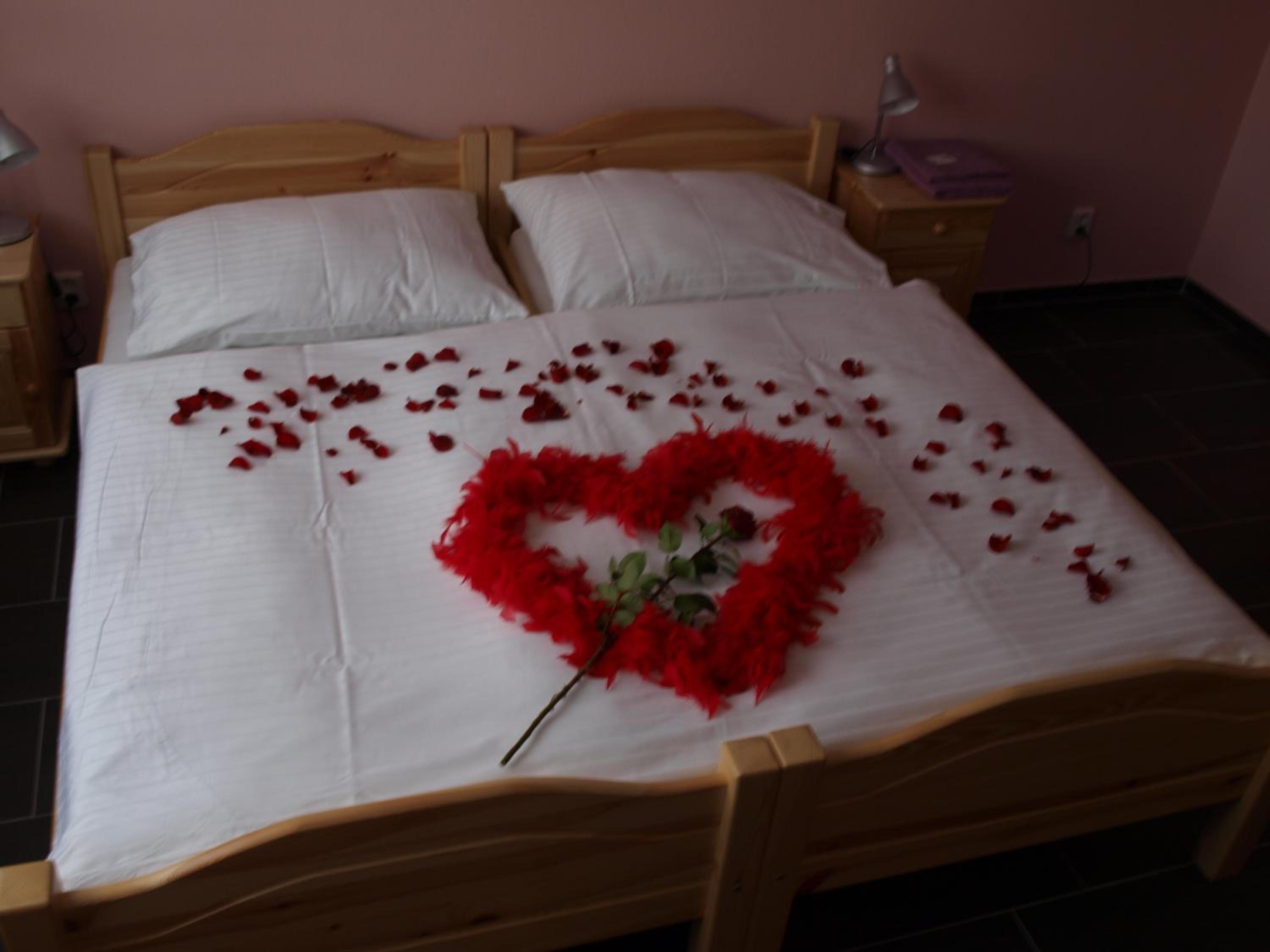 Double or Twin Room - Photo 3