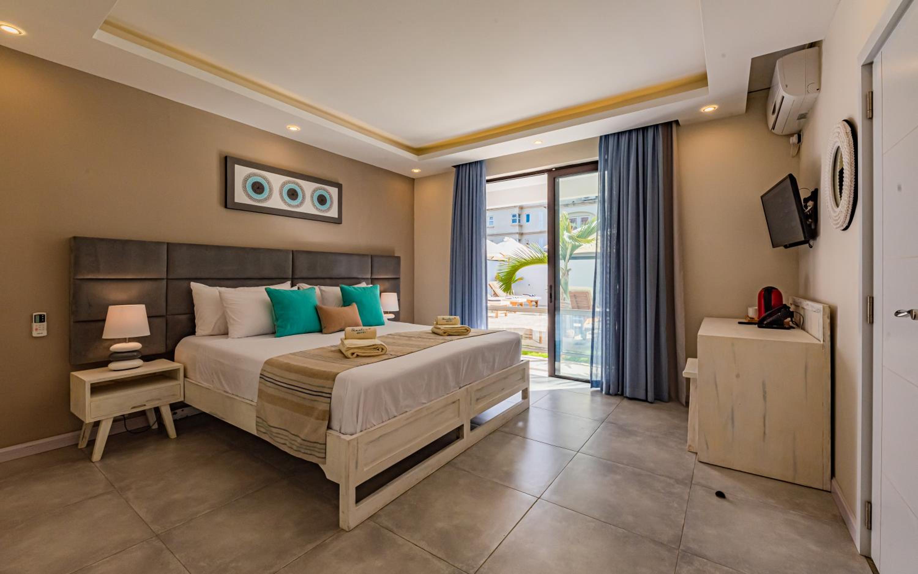 Double Room - Photo 3