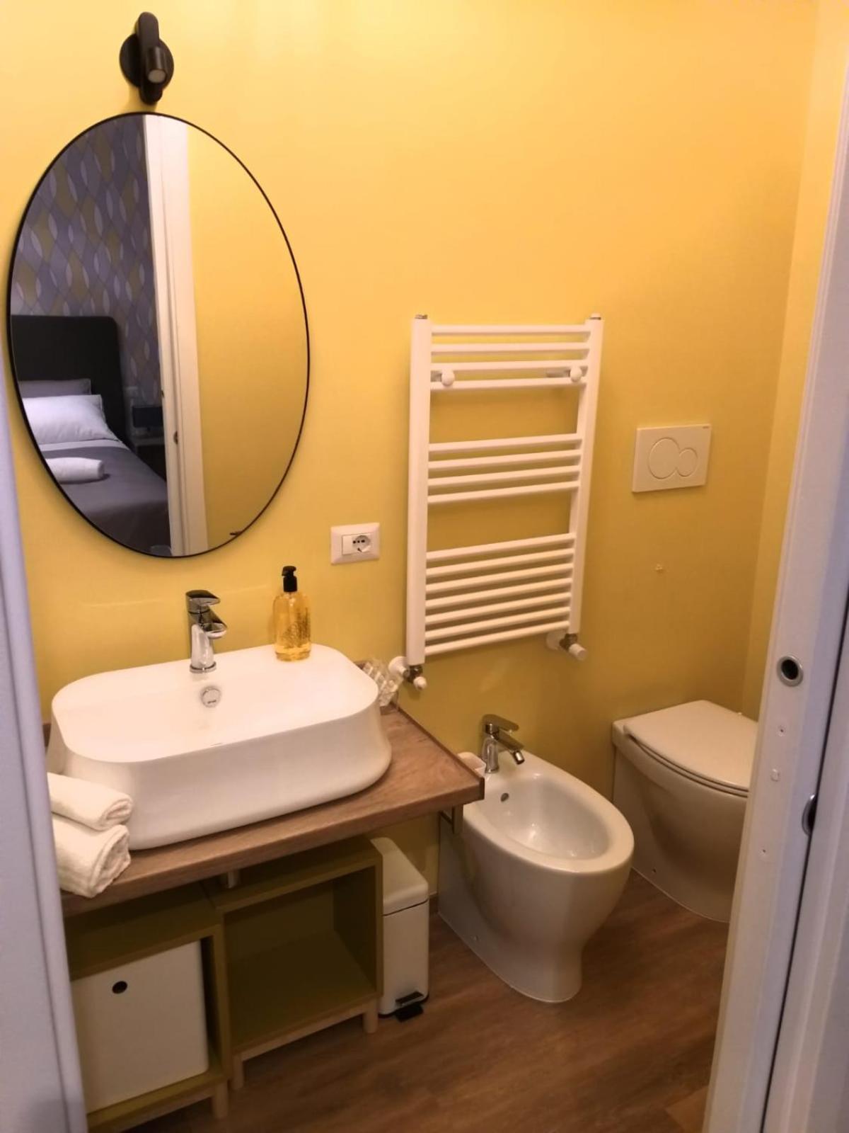 Two-Bedroom Apartment - Photo 9