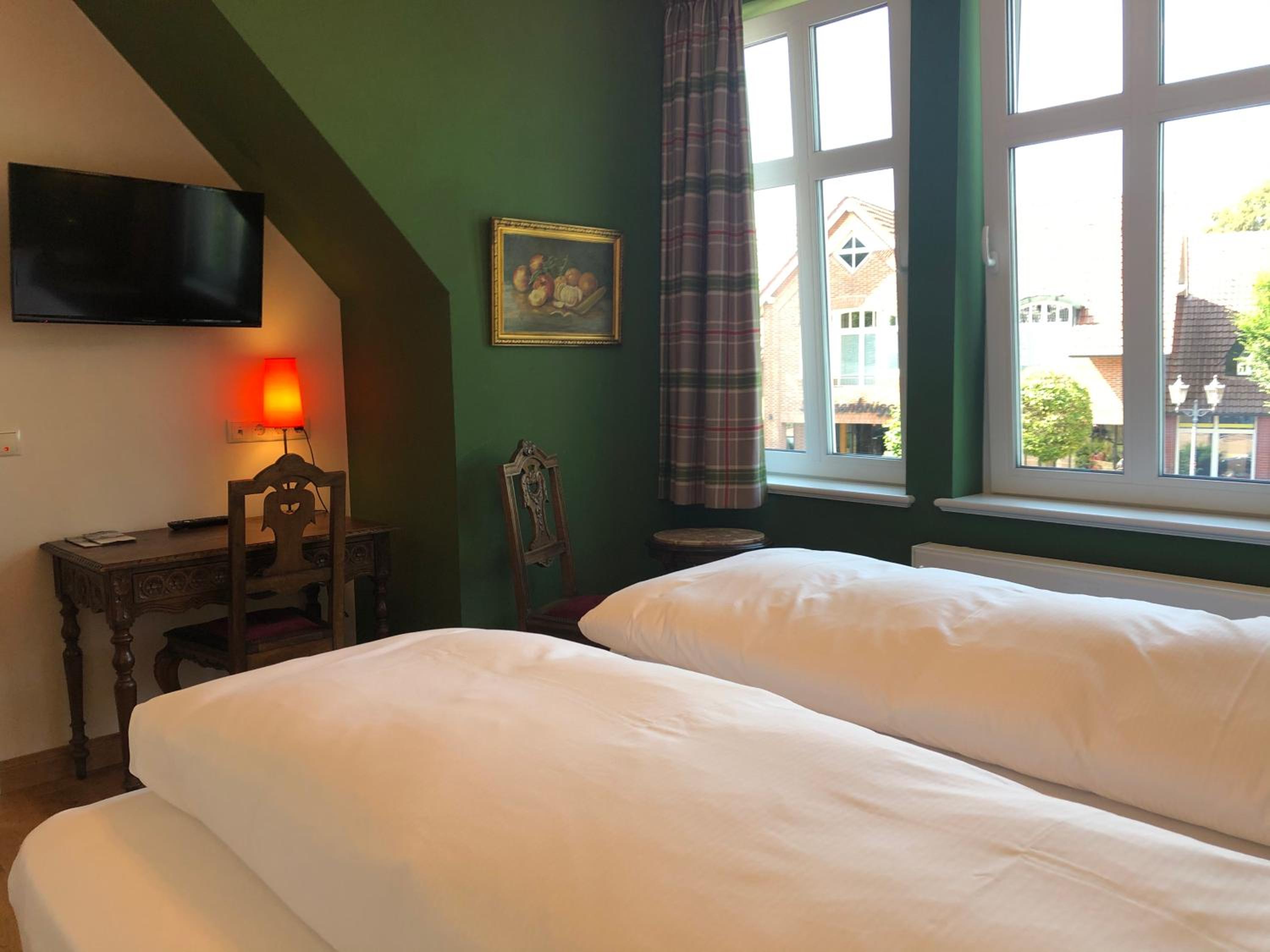 Deluxe Double Room - Photo 15