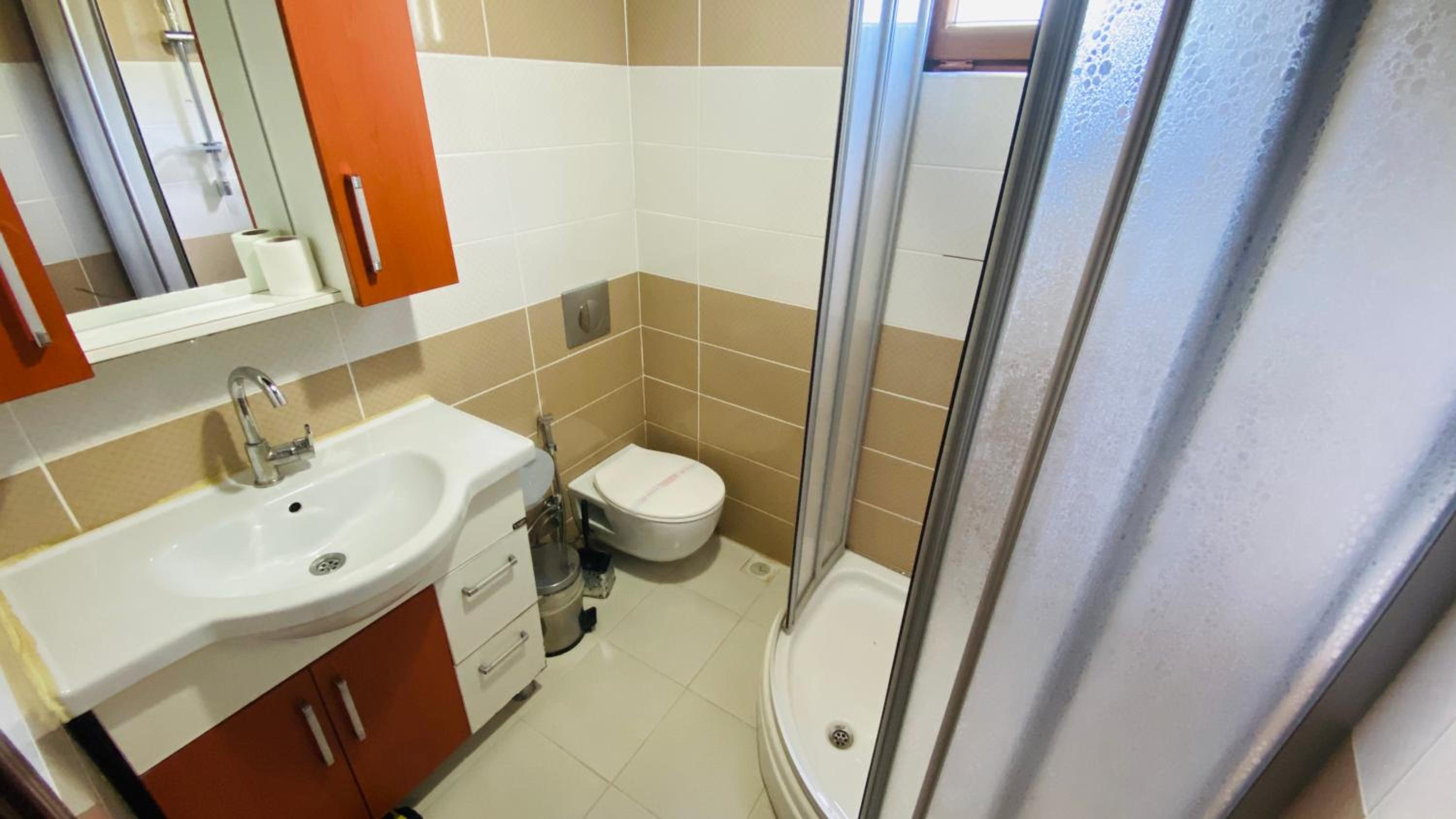Two-Bedroom Apartment with Lake View and Balcony (6 Adults + 1Child) photo 3