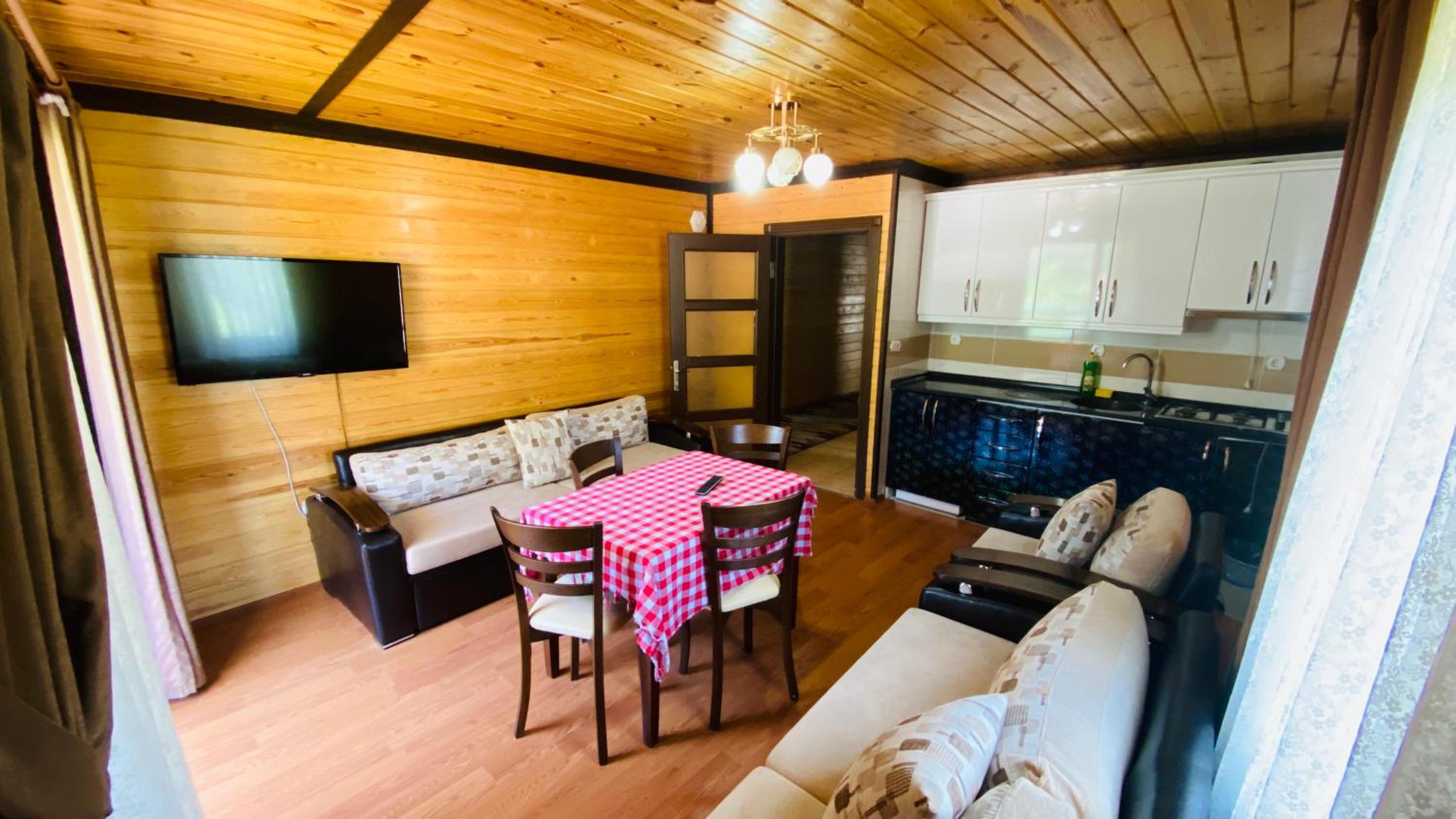 Two-Bedroom Apartment with Lake View and Balcony (6 Adults + 1Child) photo 2