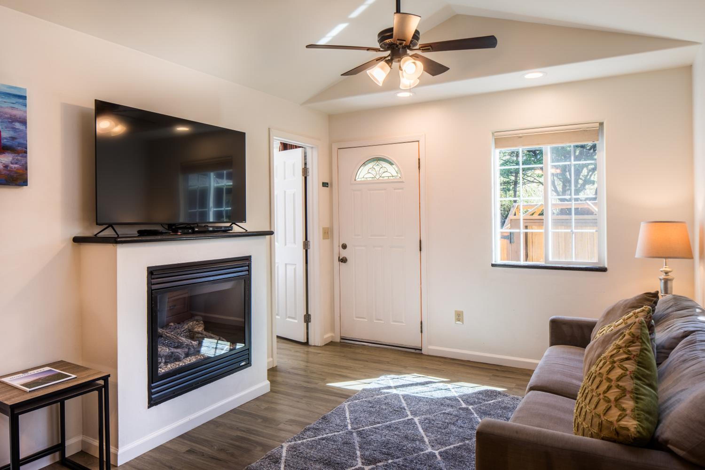 Two Bedroom Cottage photo 1