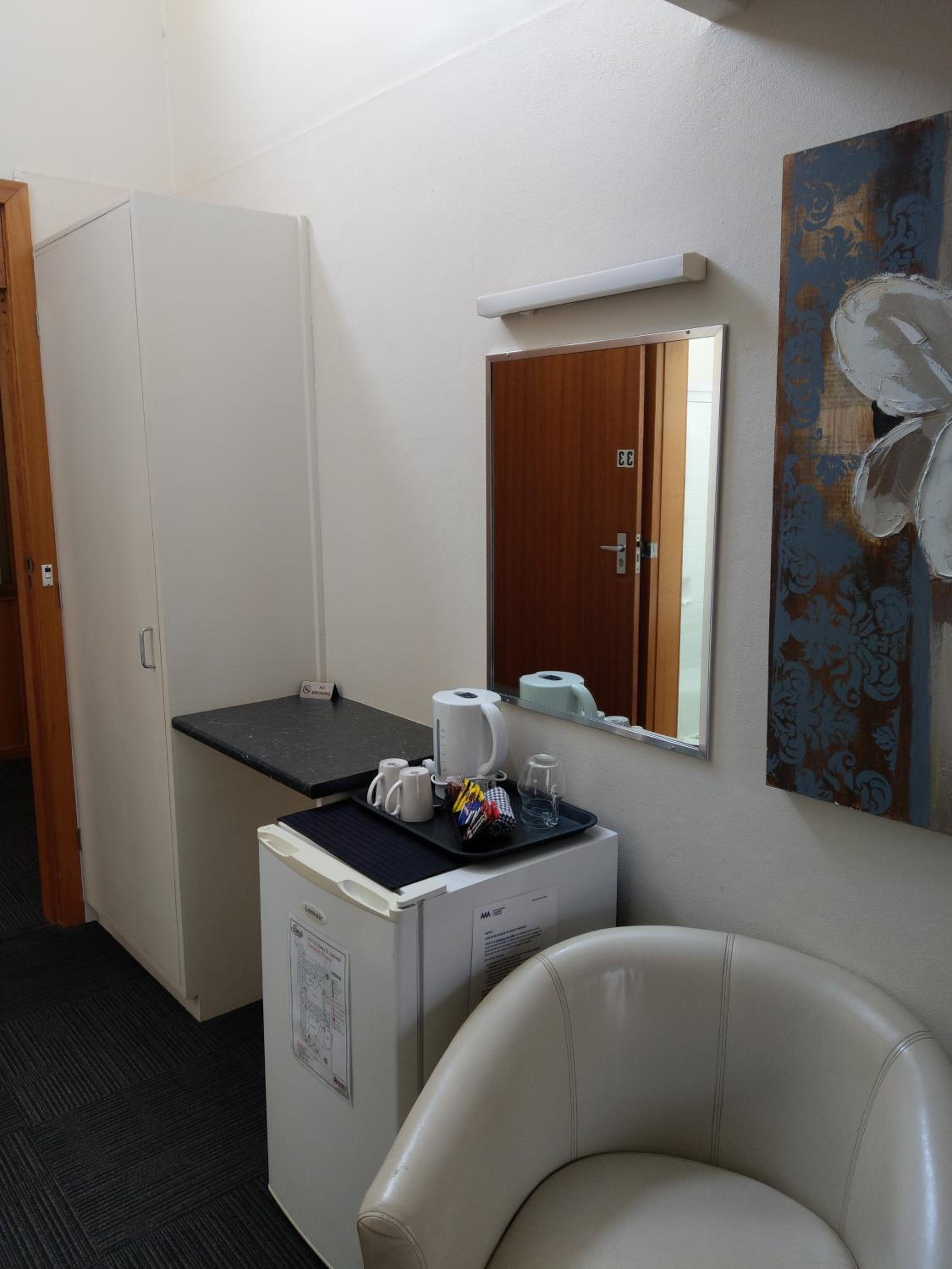 Queen Room - Photo 4