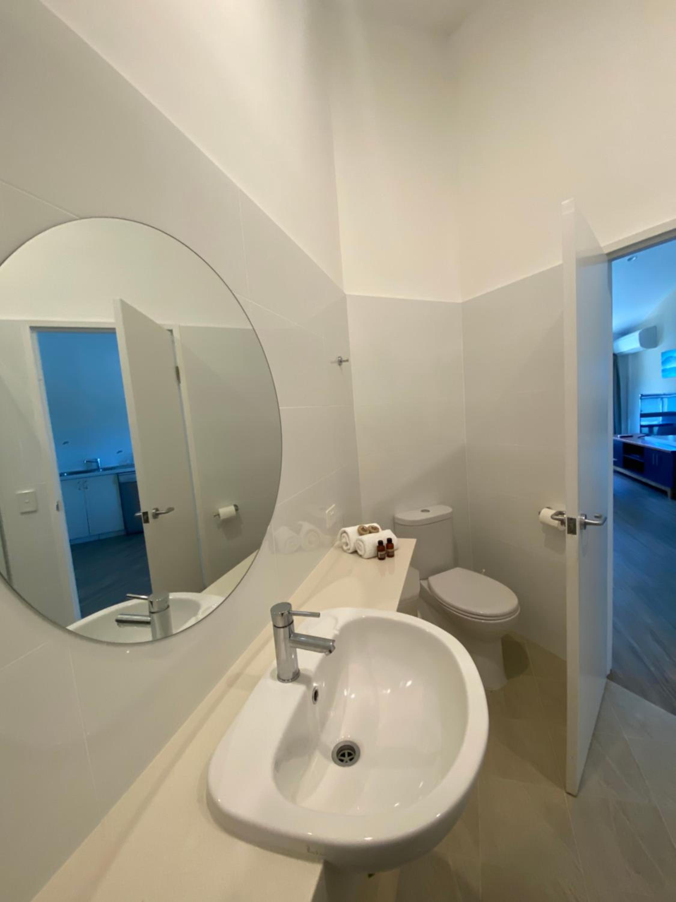 One-Bedroom Apartment Street Side - Photo 3