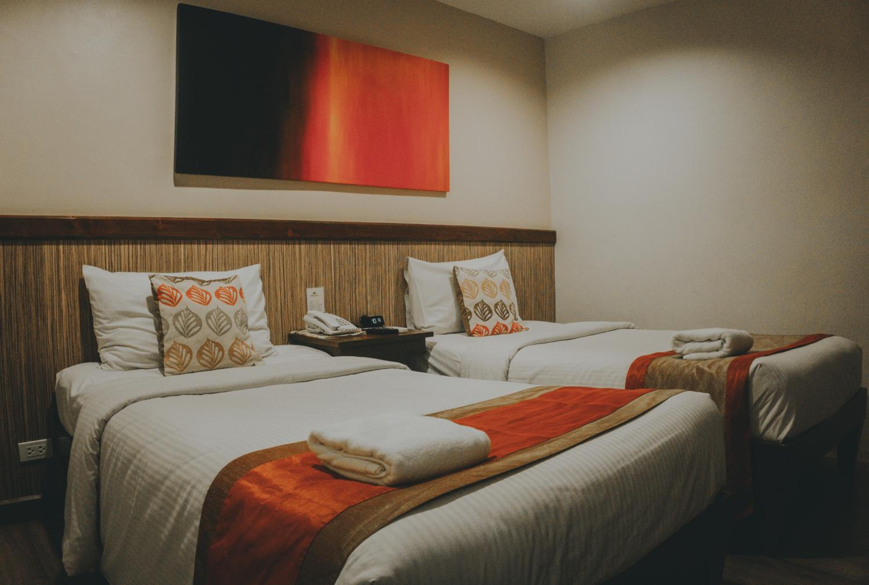 Deluxe Twin Room - Photo 3