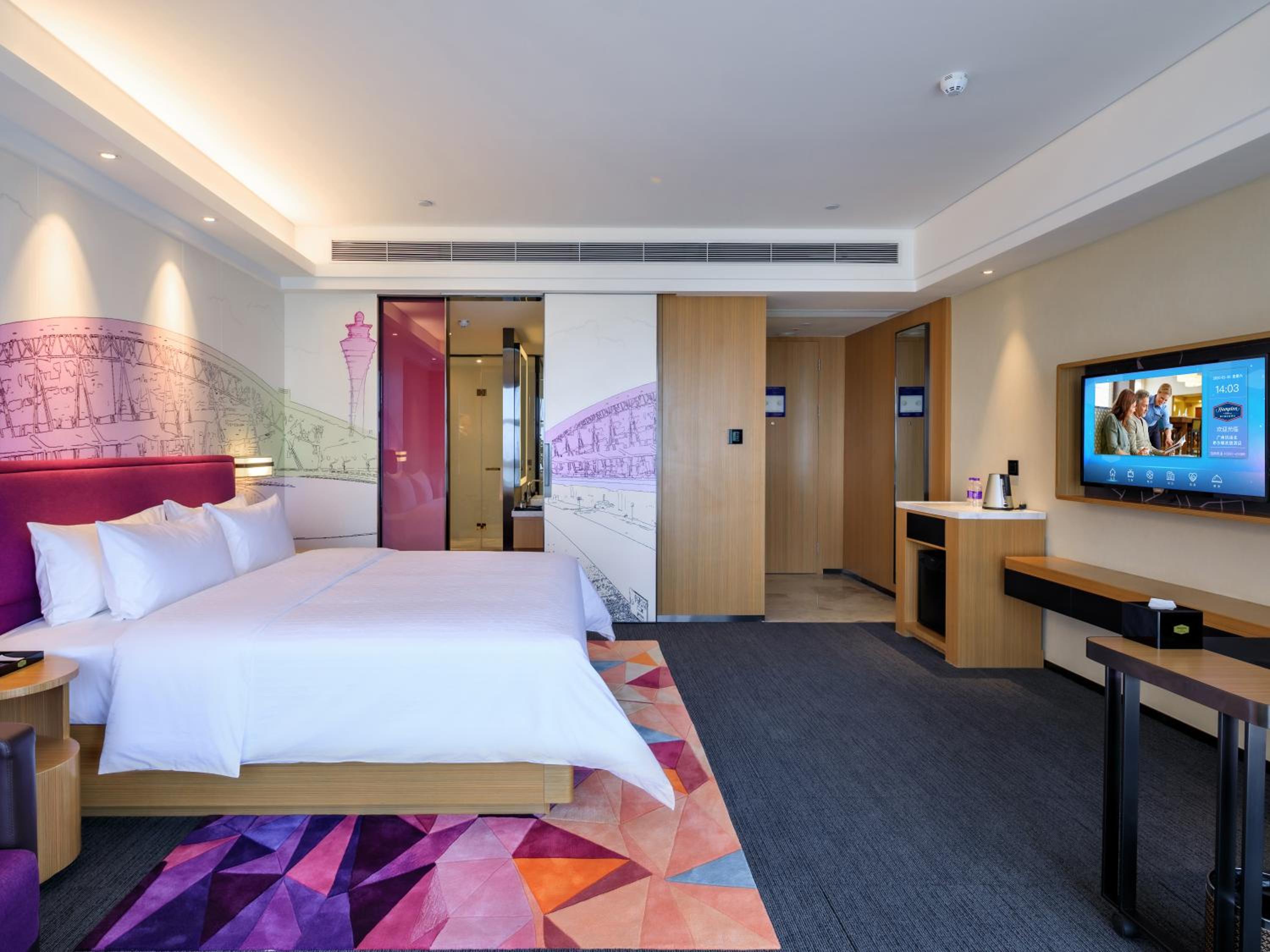 Deluxe Queen Room