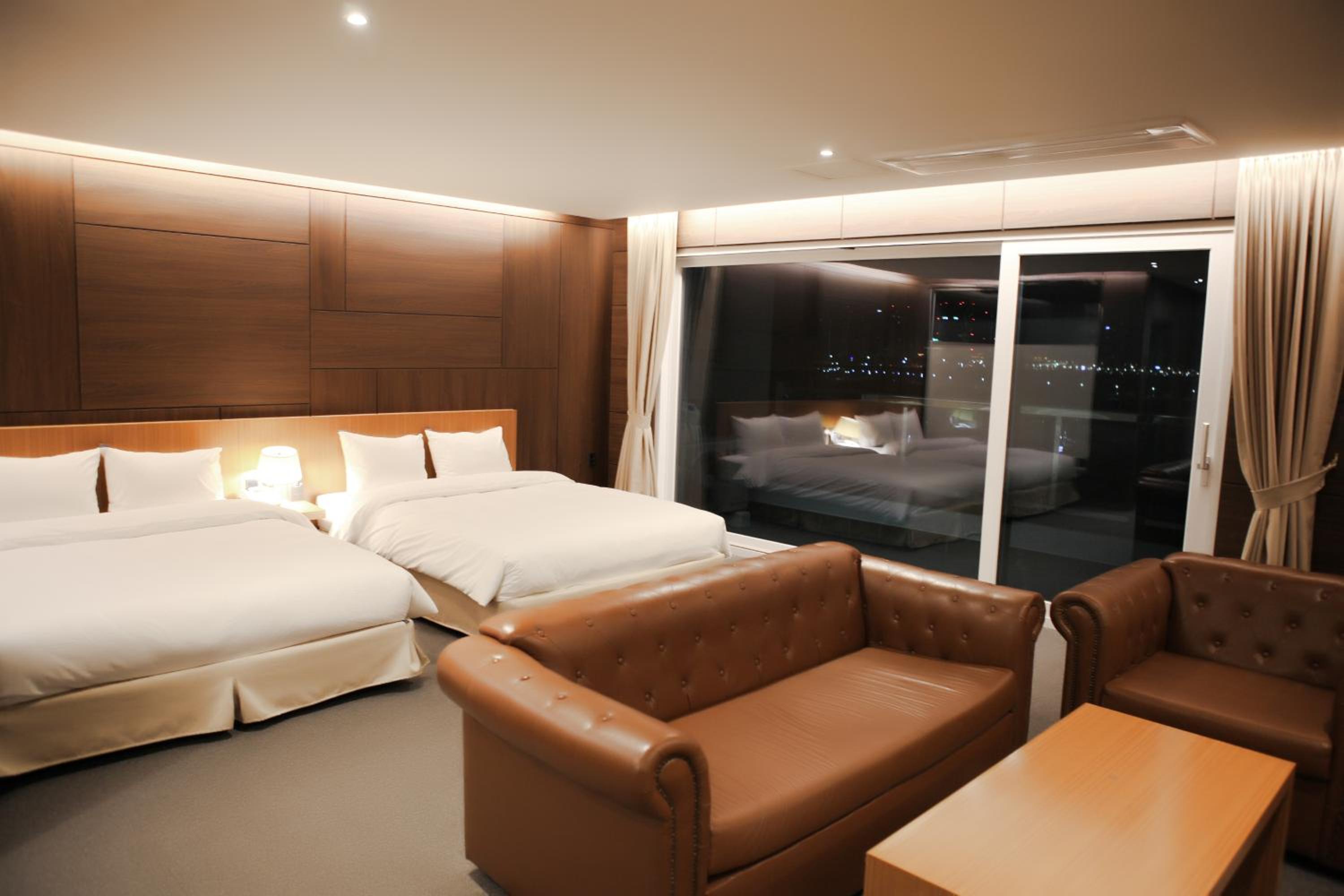 Premium Quadruple Room photo 1