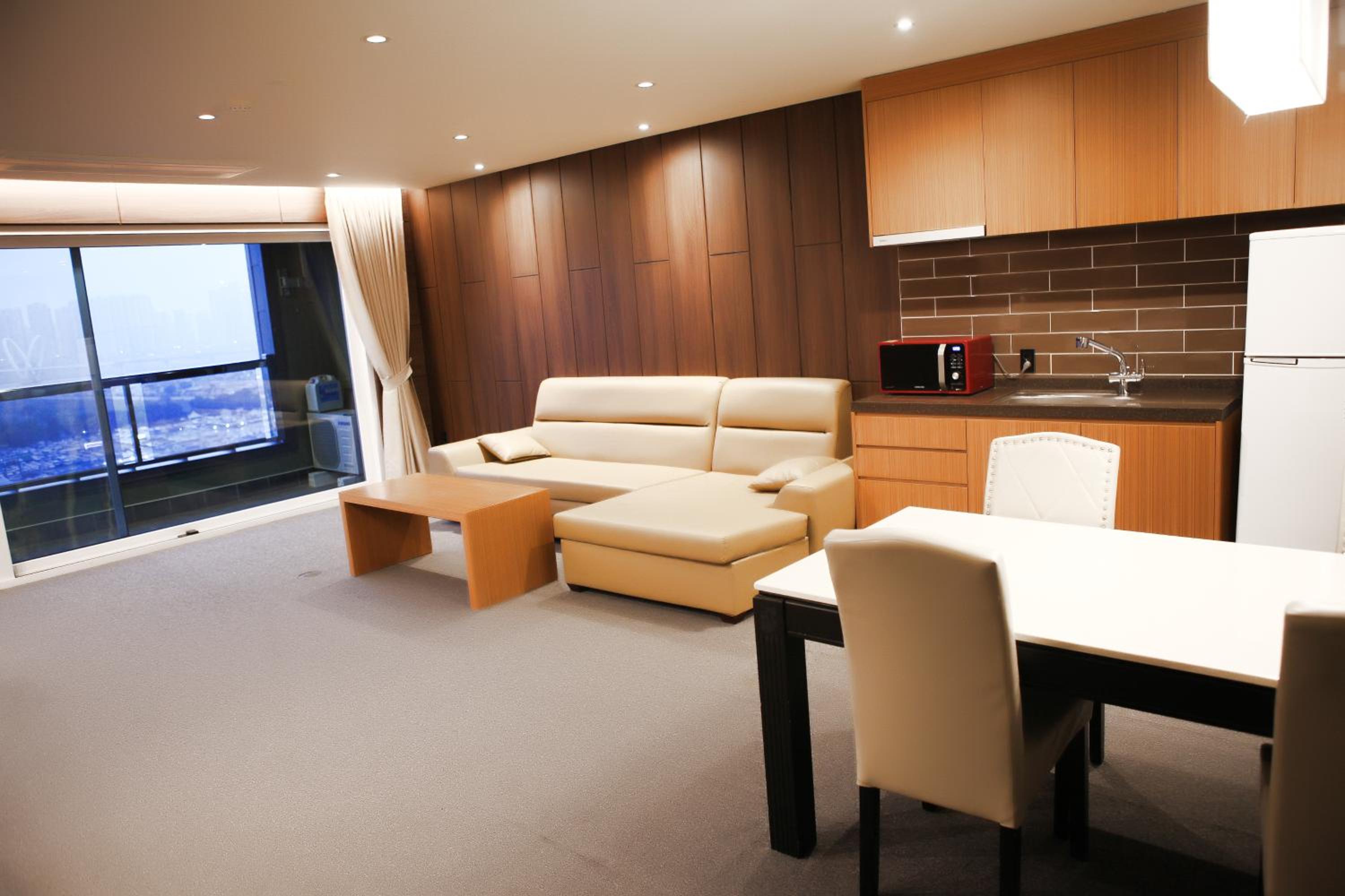 Large Double or Twin Room photo 3