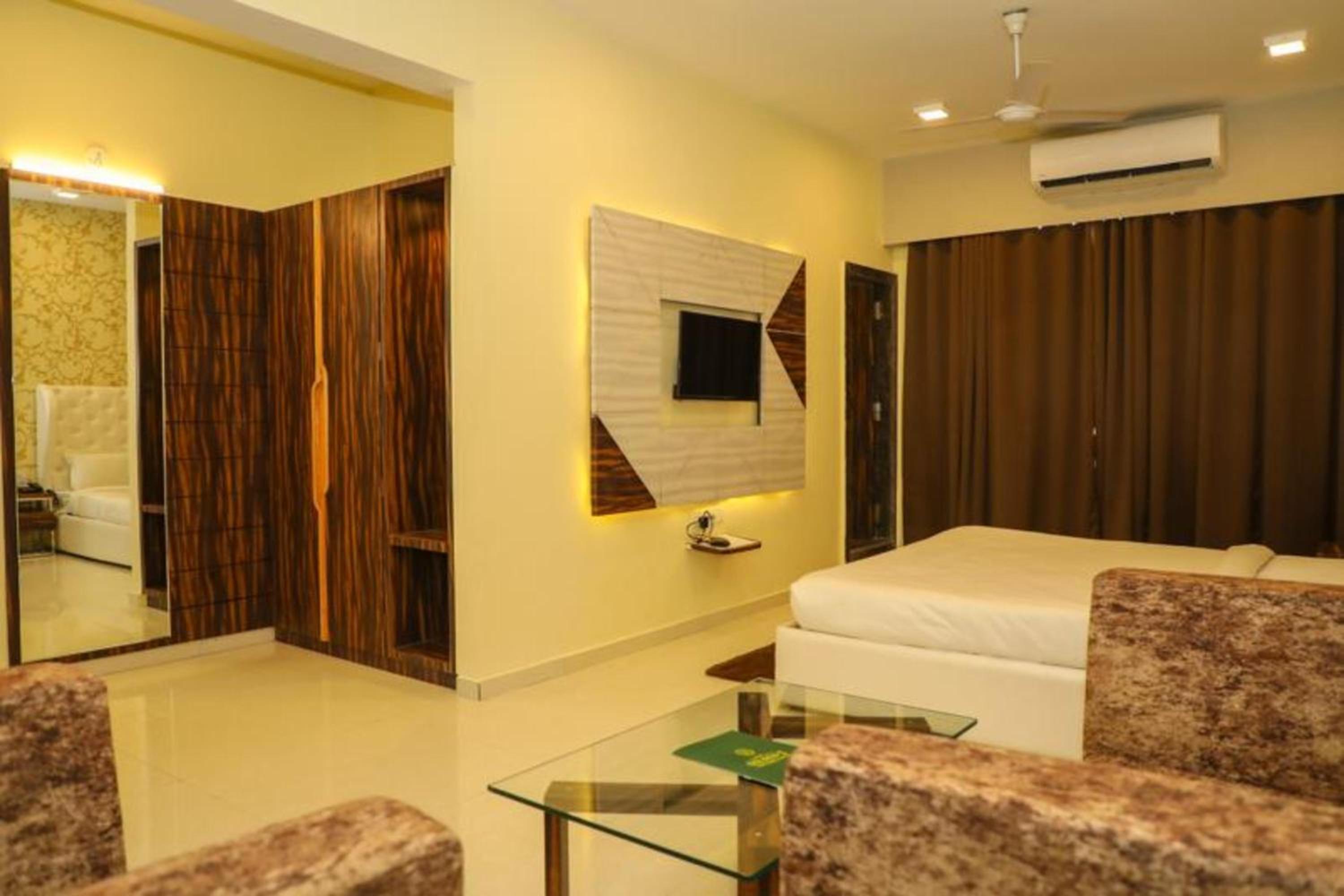Super Deluxe Room - Photo 3