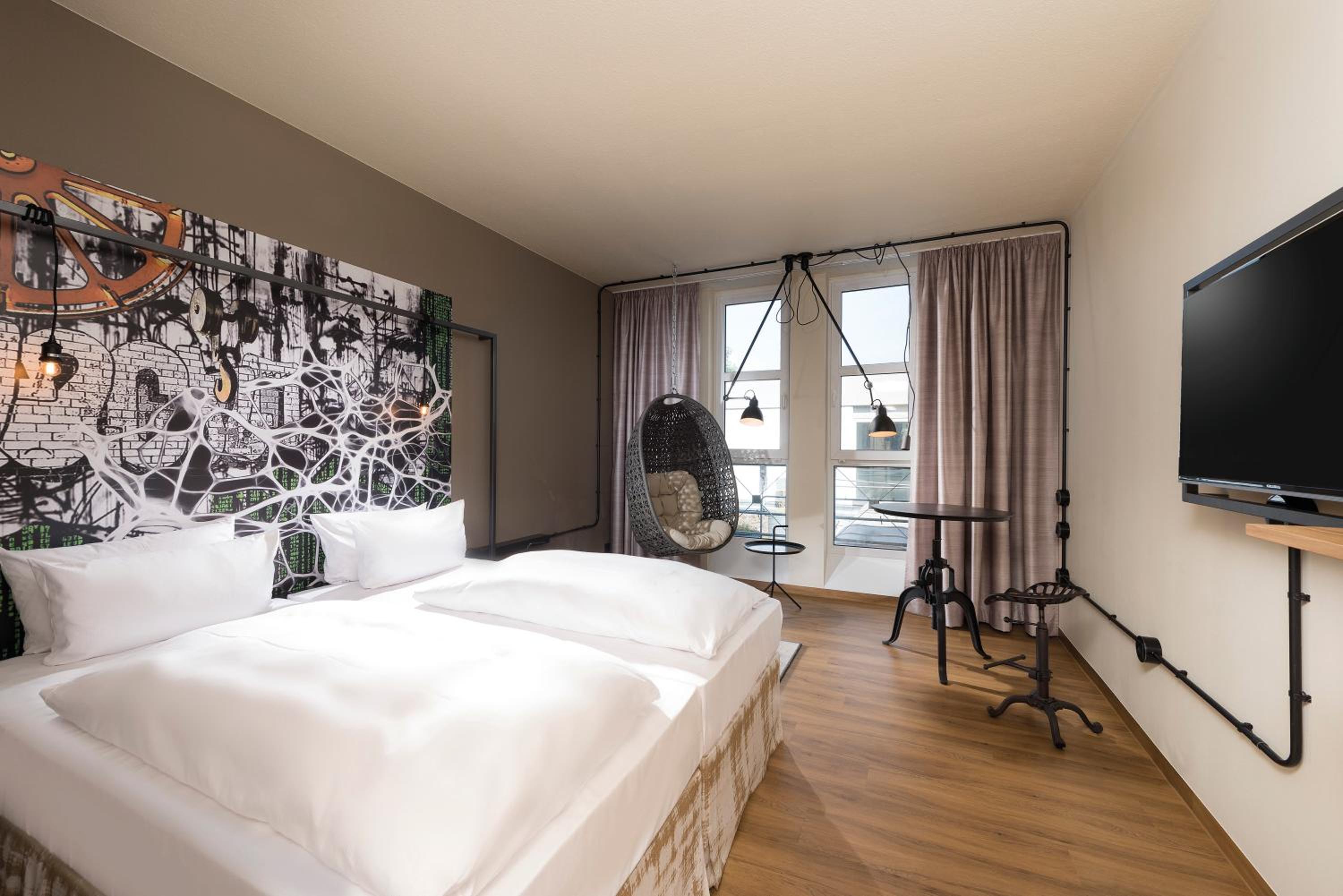 Superior Plus Room