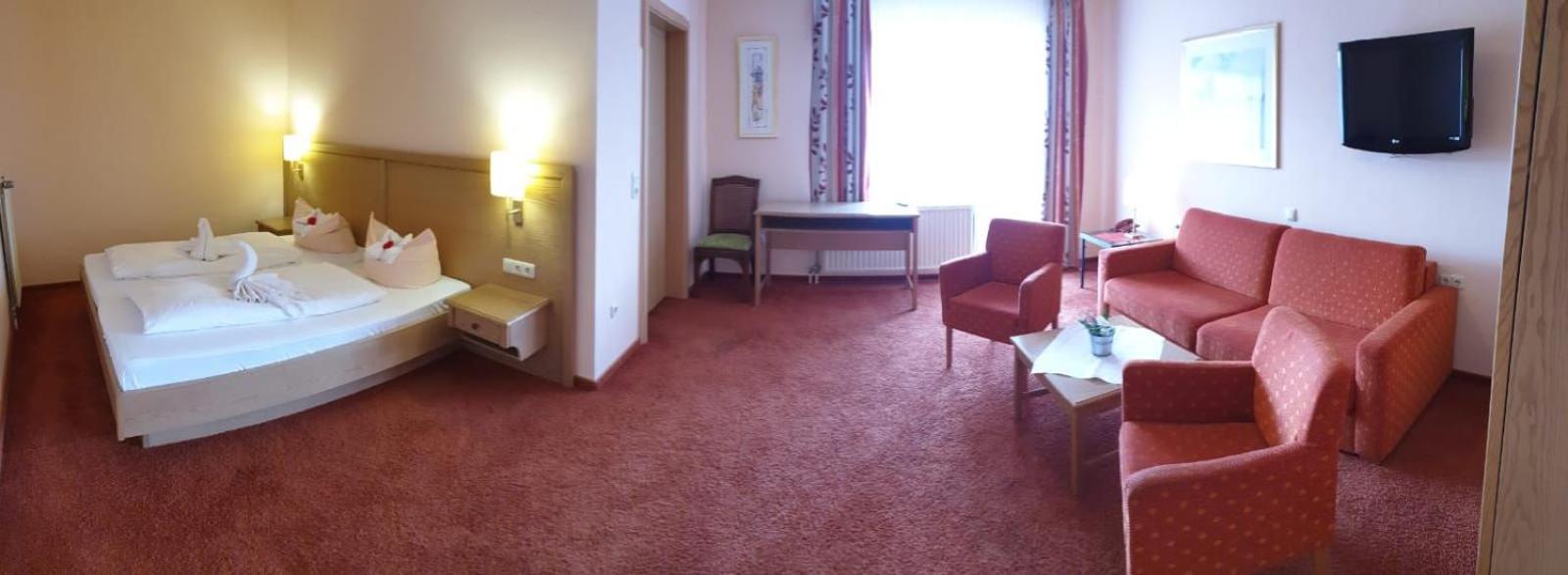 Standard Double Suite