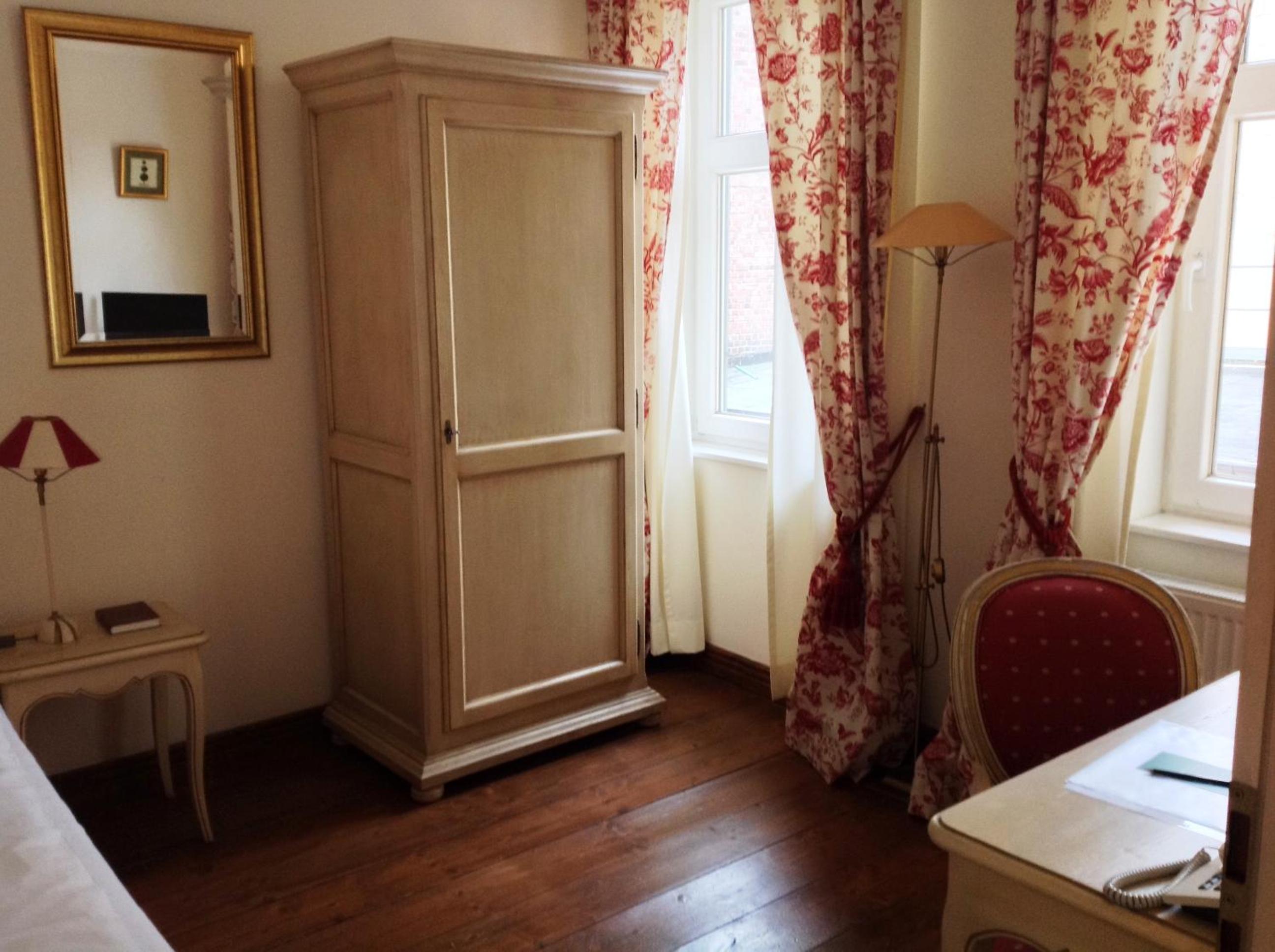 Single Room photo 1