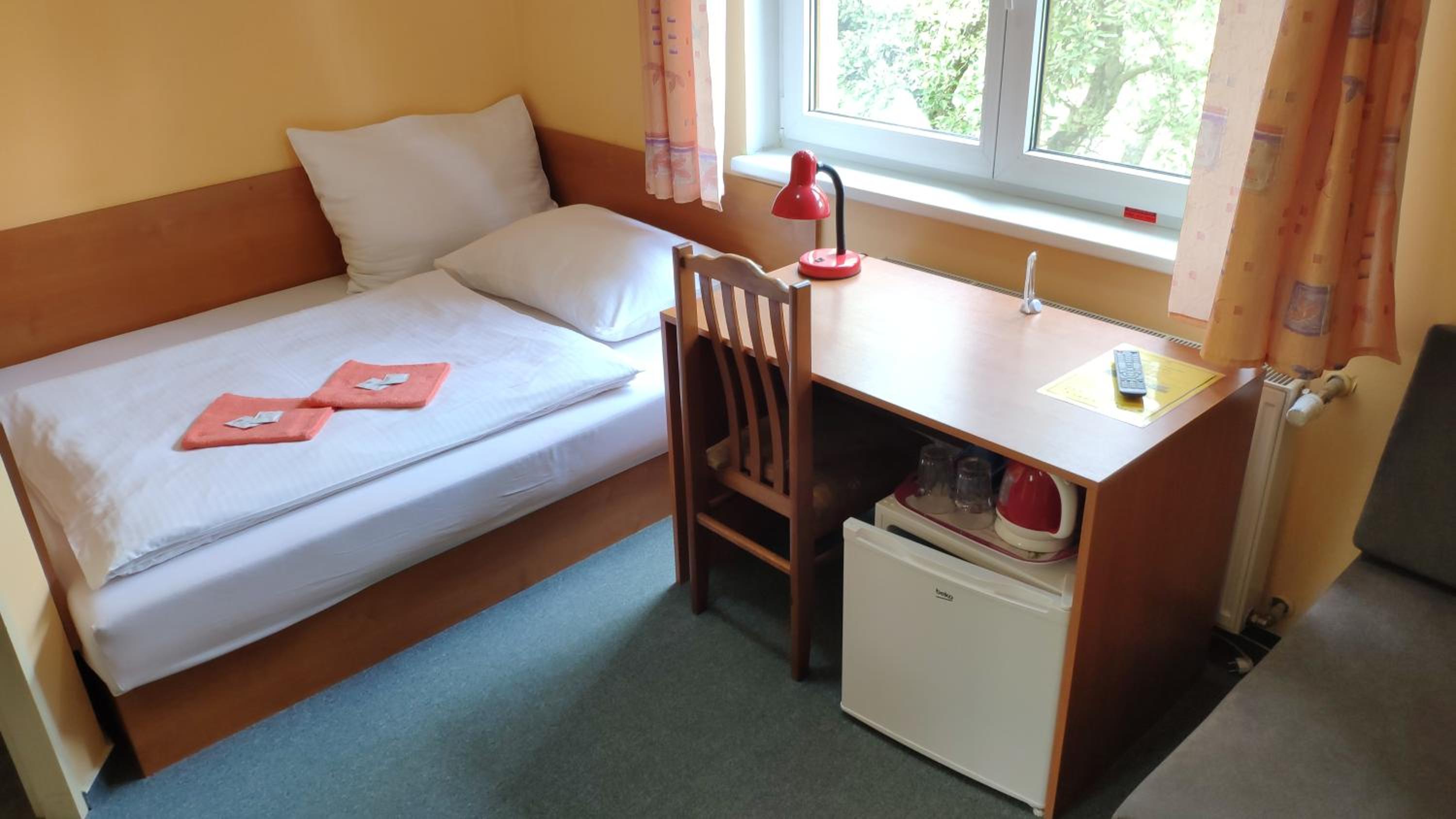 Double Room with Private Bathroom photo 1